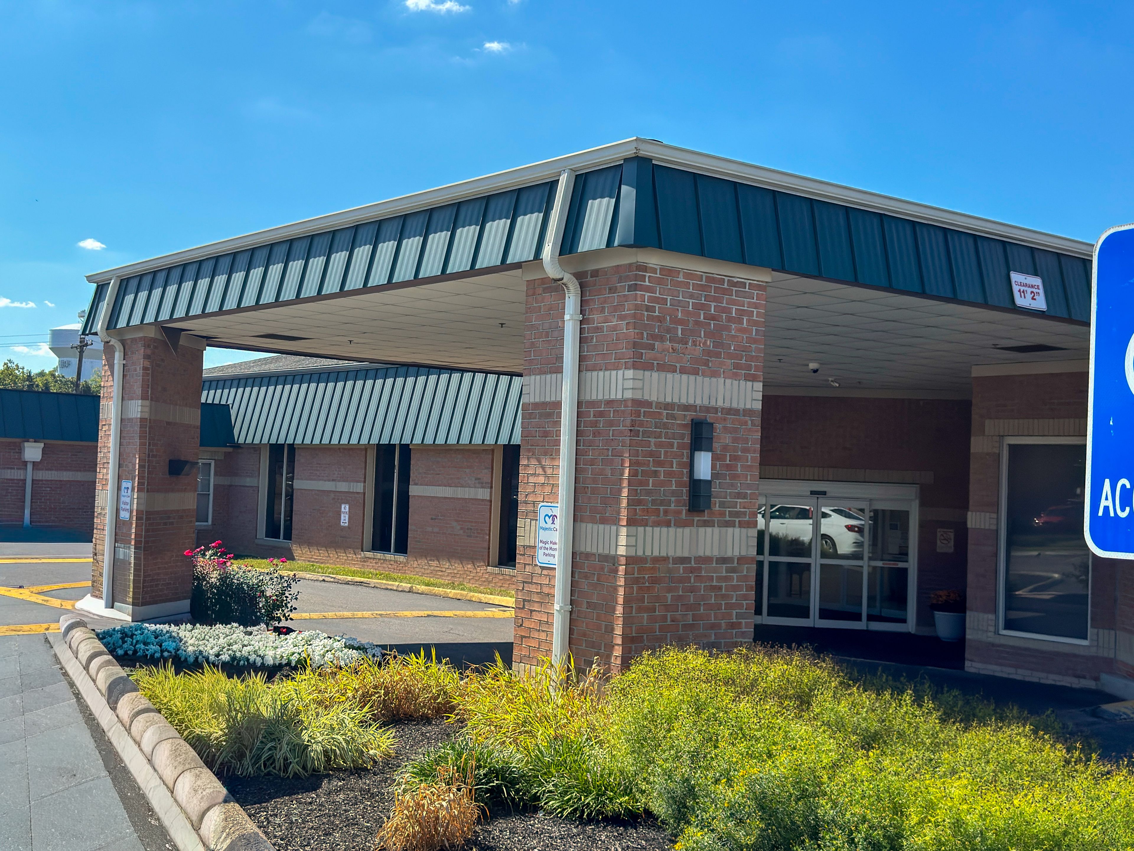 Majestic Care of Fairfield Assisted Living 4