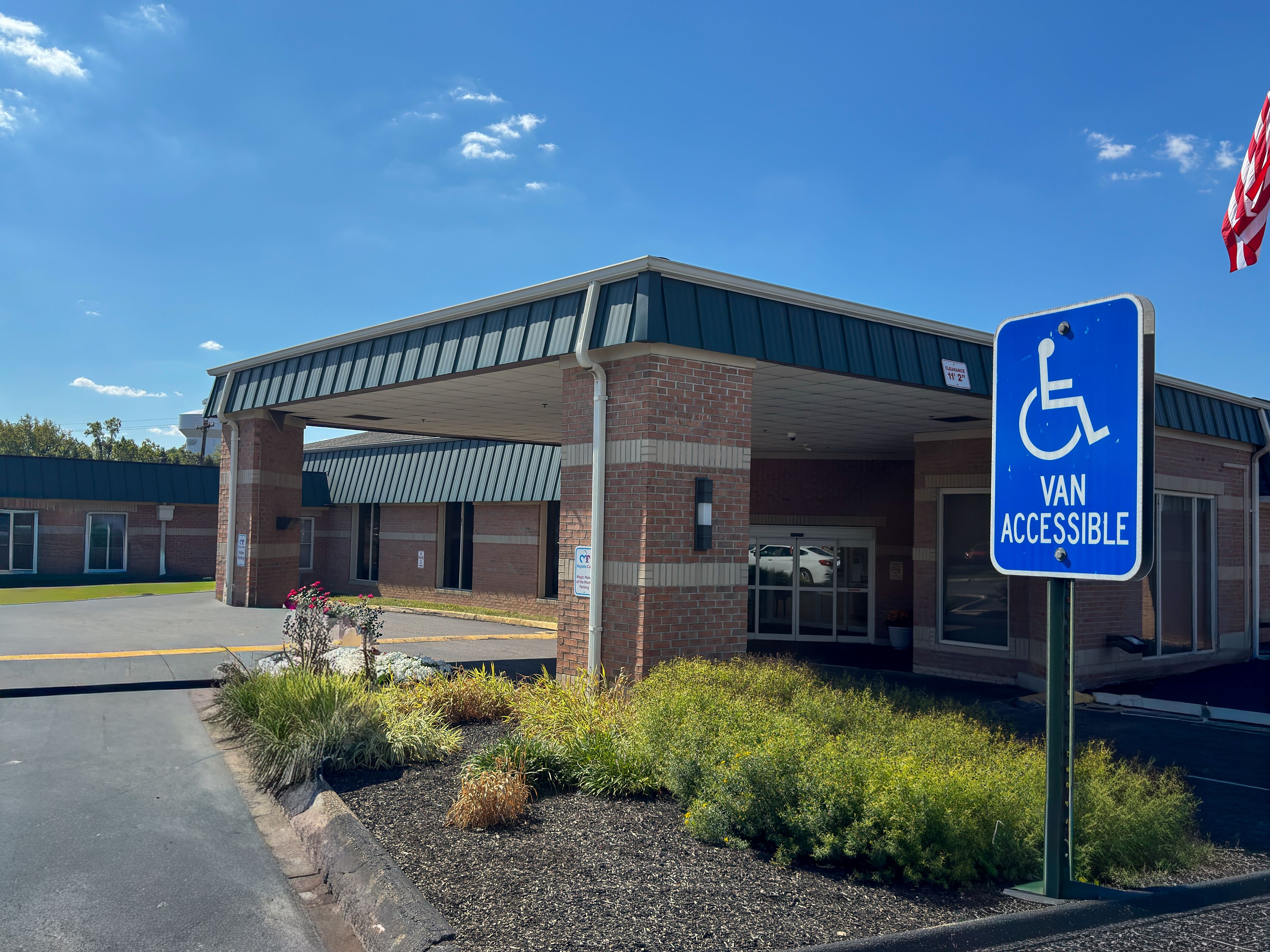 Majestic Care of Fairfield Assisted Living 4