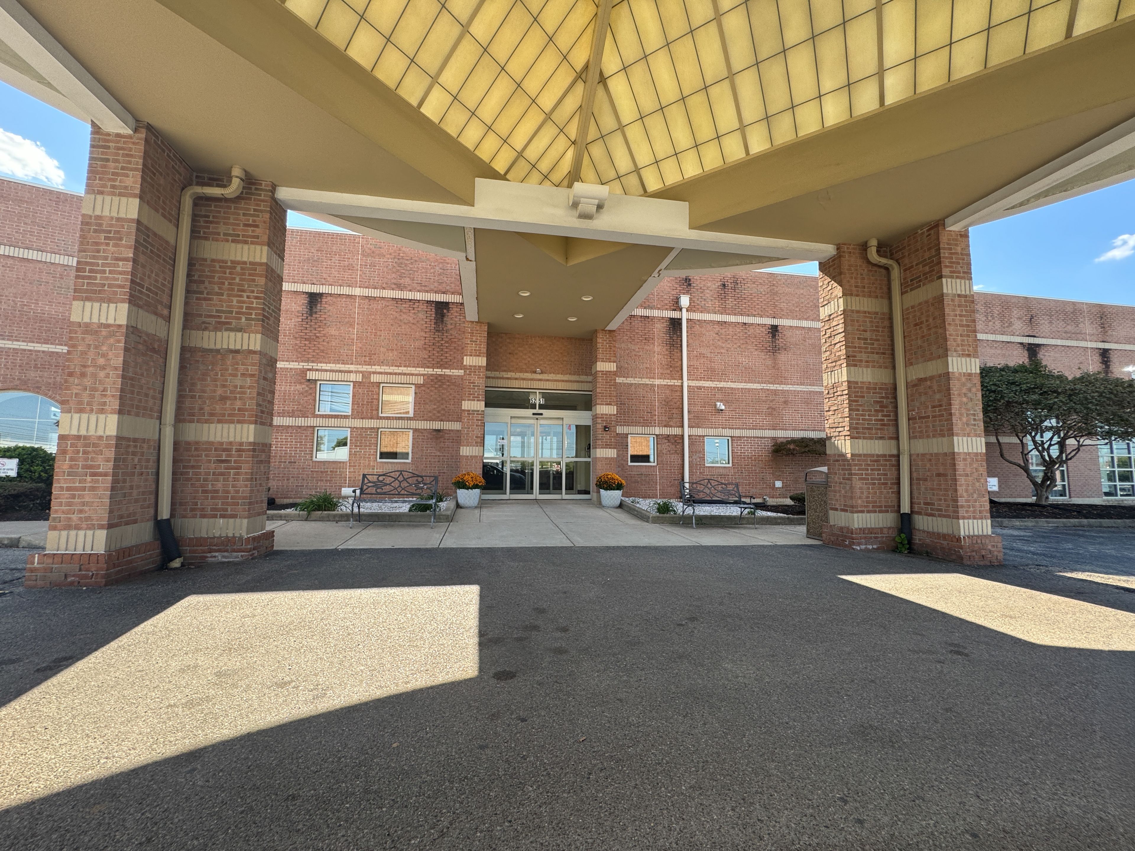 Majestic Care of Fairfield Assisted Living 4