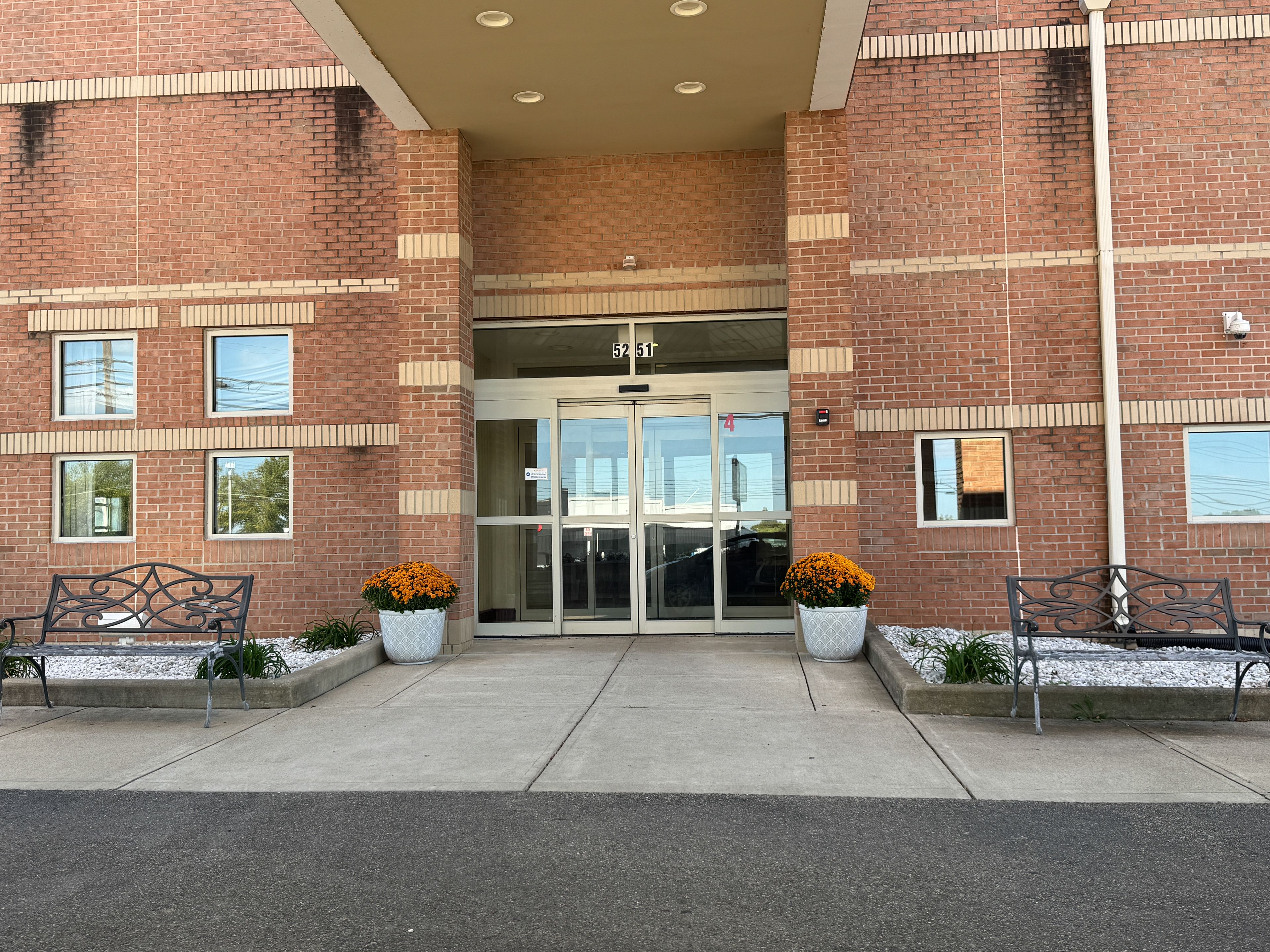 Majestic Care of Fairfield Assisted Living 4