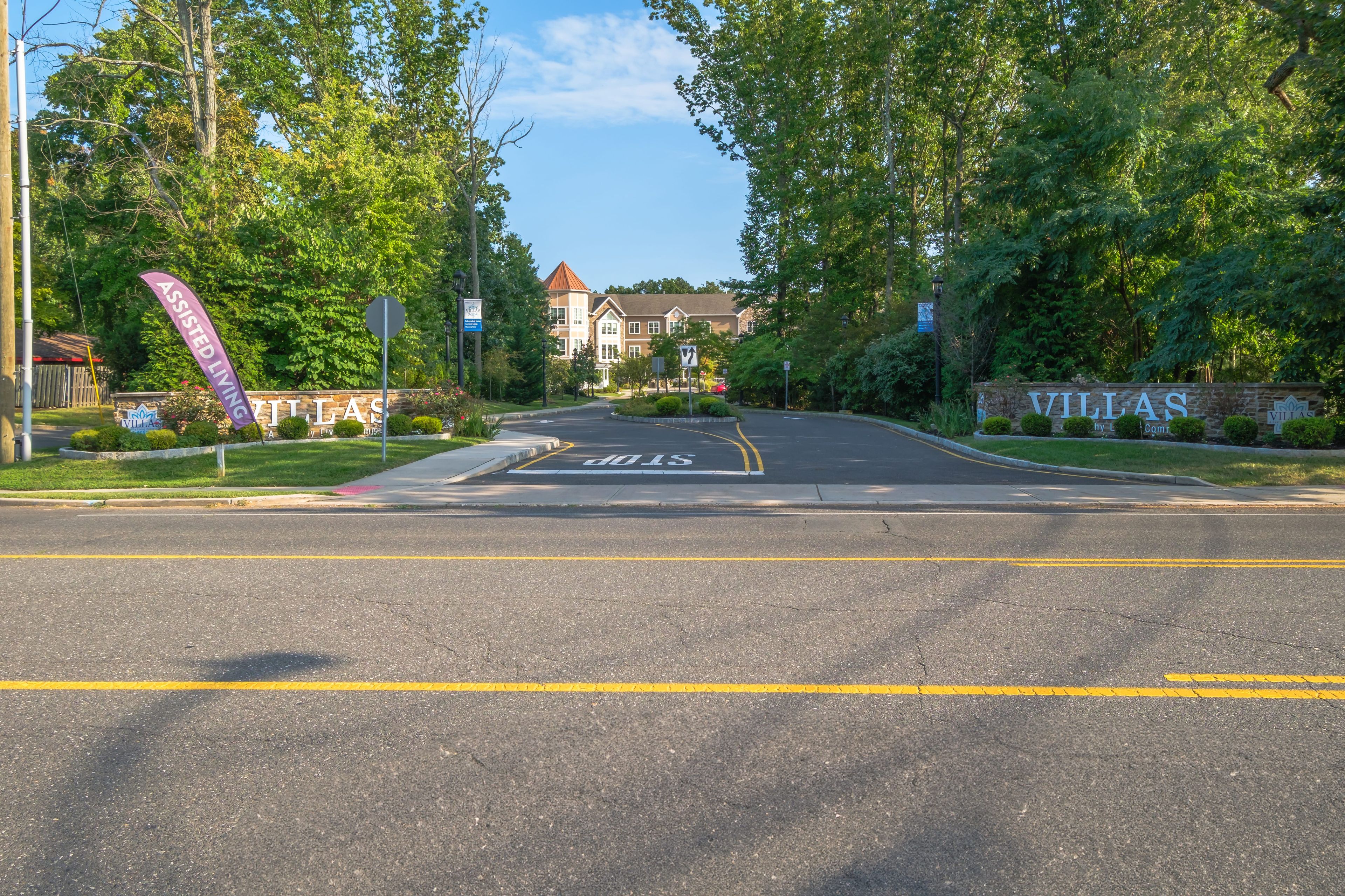 The Villas Senior Living of Manalapan 3