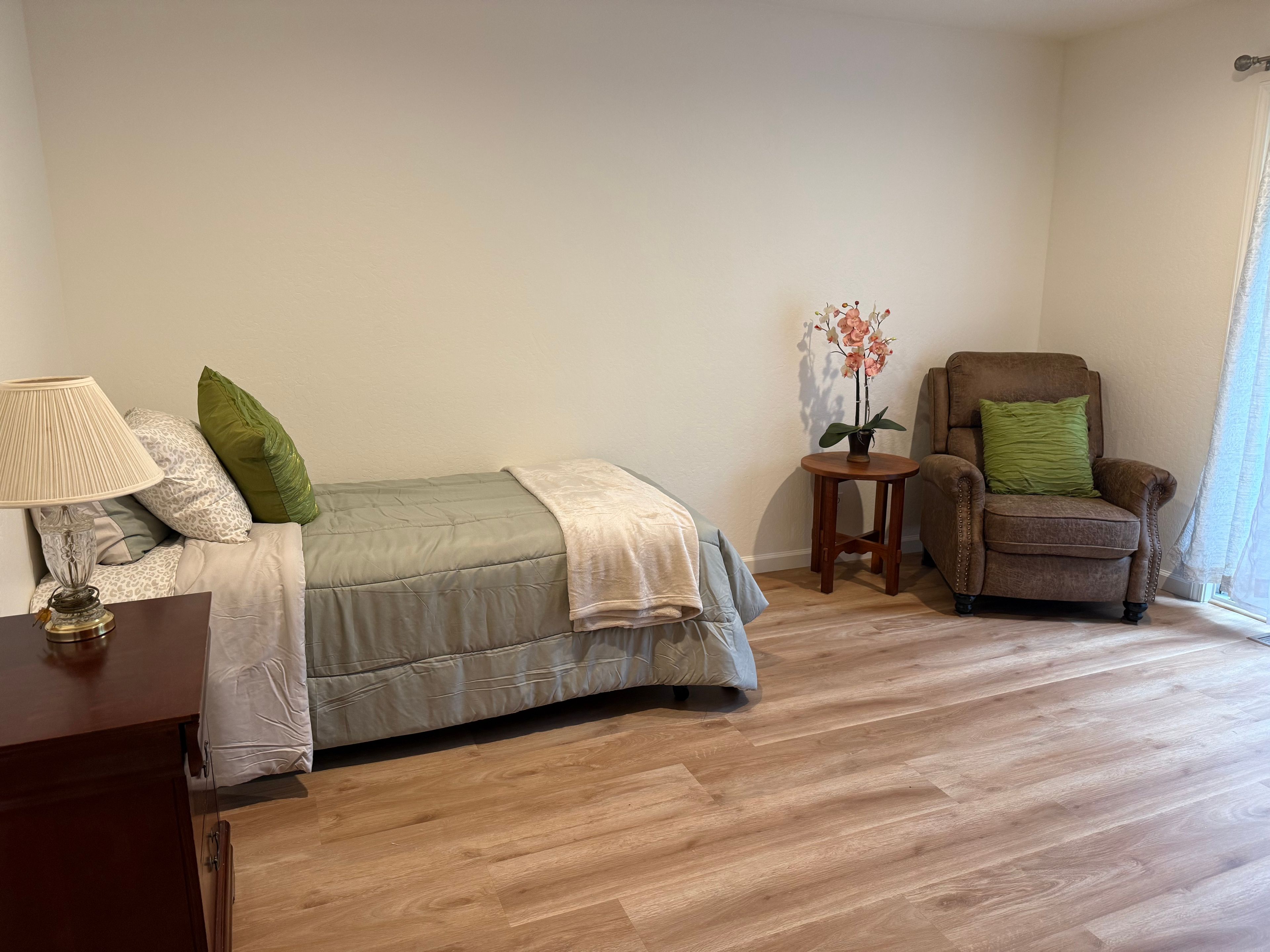 Sonoma Oak Tree Home 1