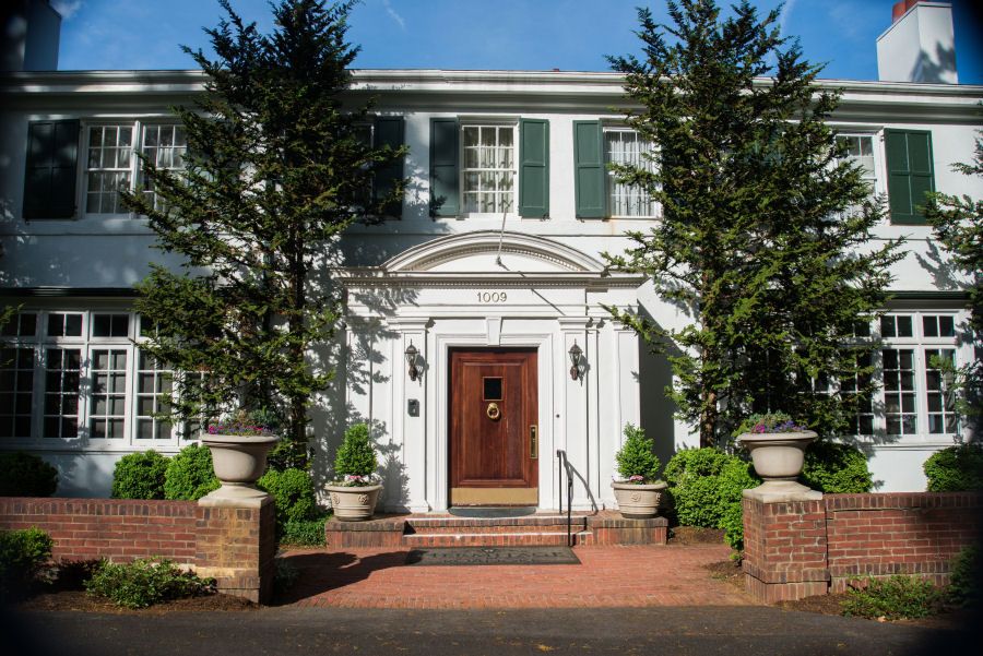 Hermitage Roanoke 3