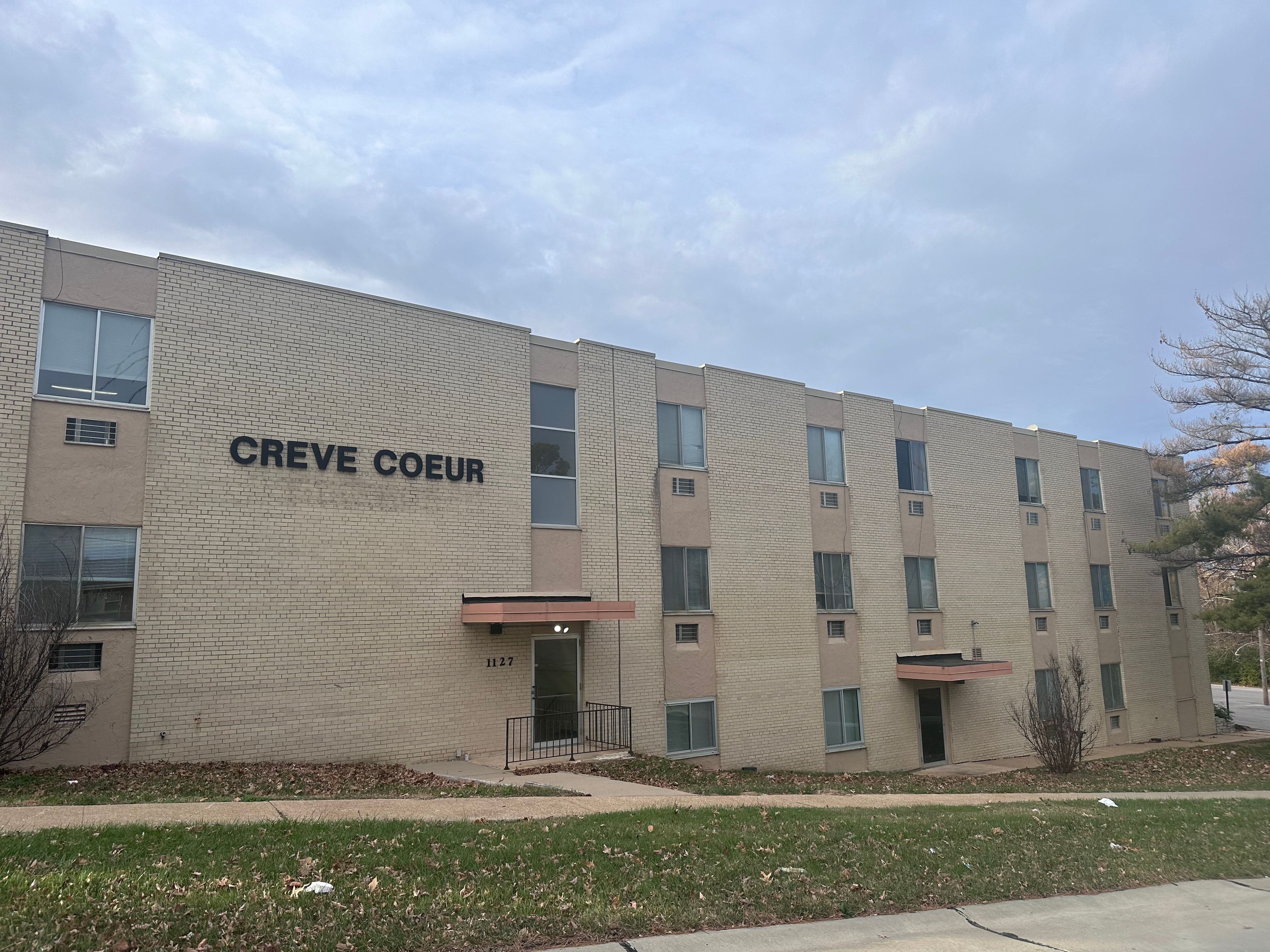 Creve Coeur Manor 4