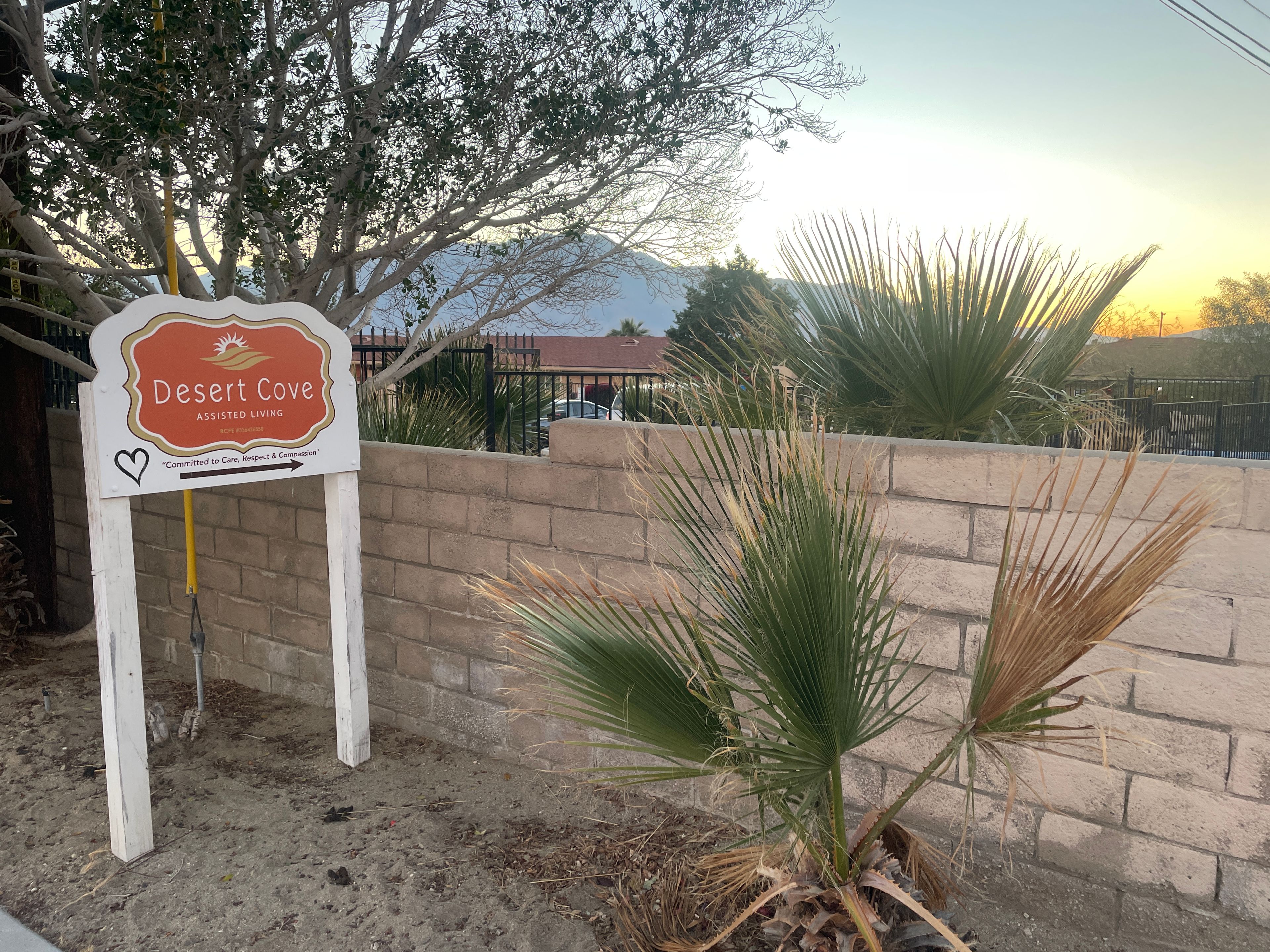 Desert Cove Assisted Living At Desert Hot Springs 2