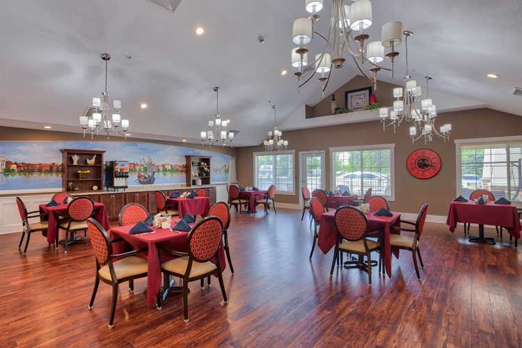 Charter Senior Living Of Davison 4