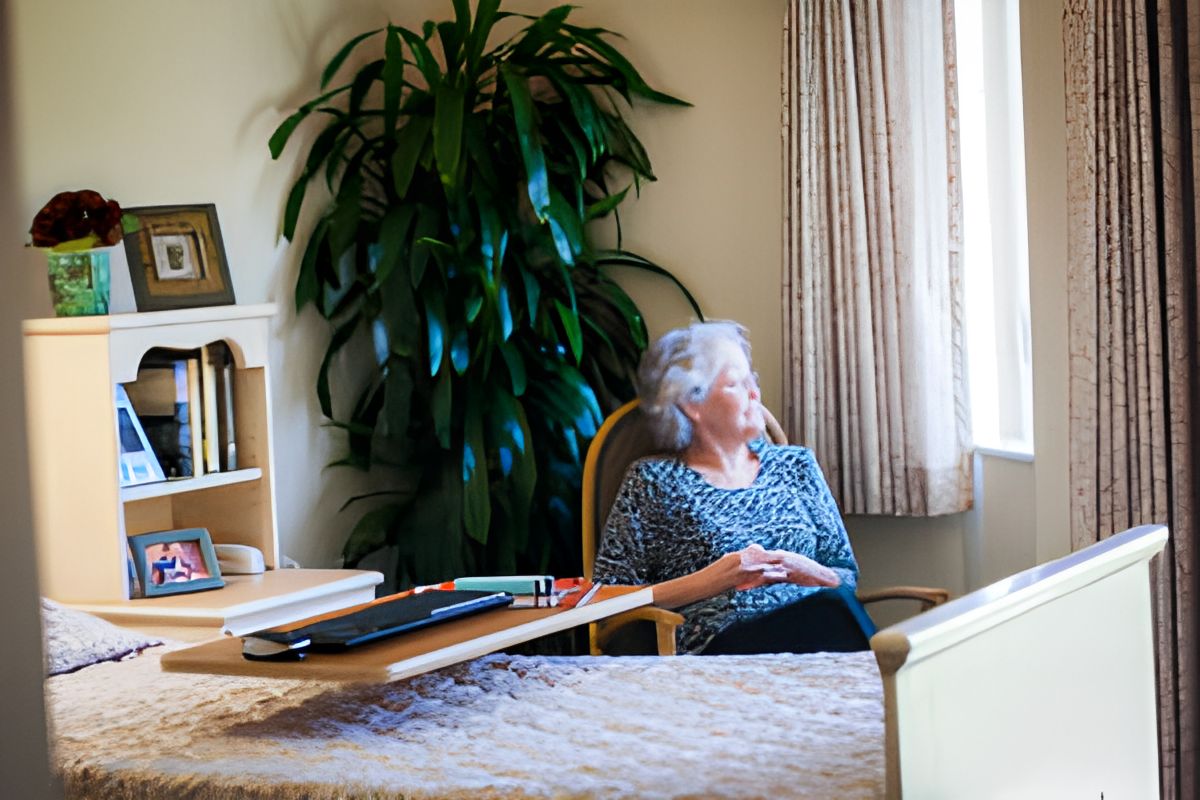 Boonespring Transitional Care Center 3