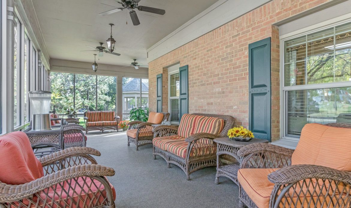 Oakmont Livonia 1