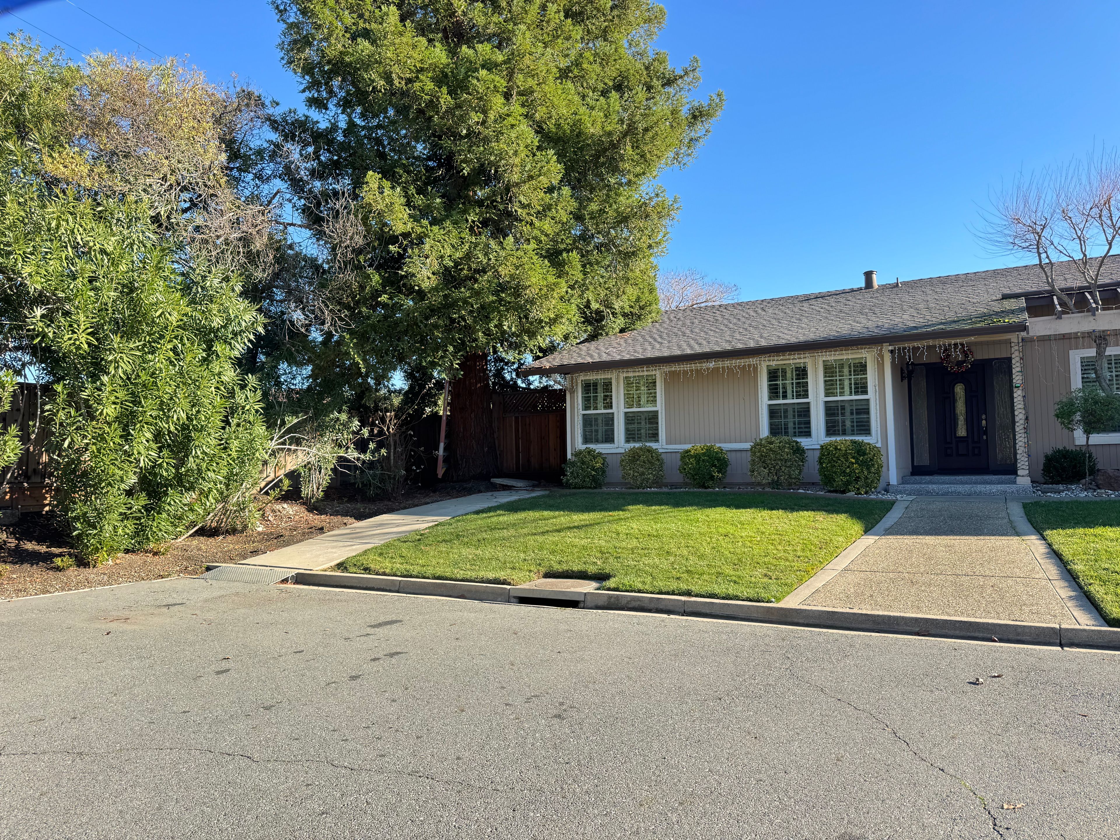 Abraham Rest Home (1095 Bancroft Ct) 2