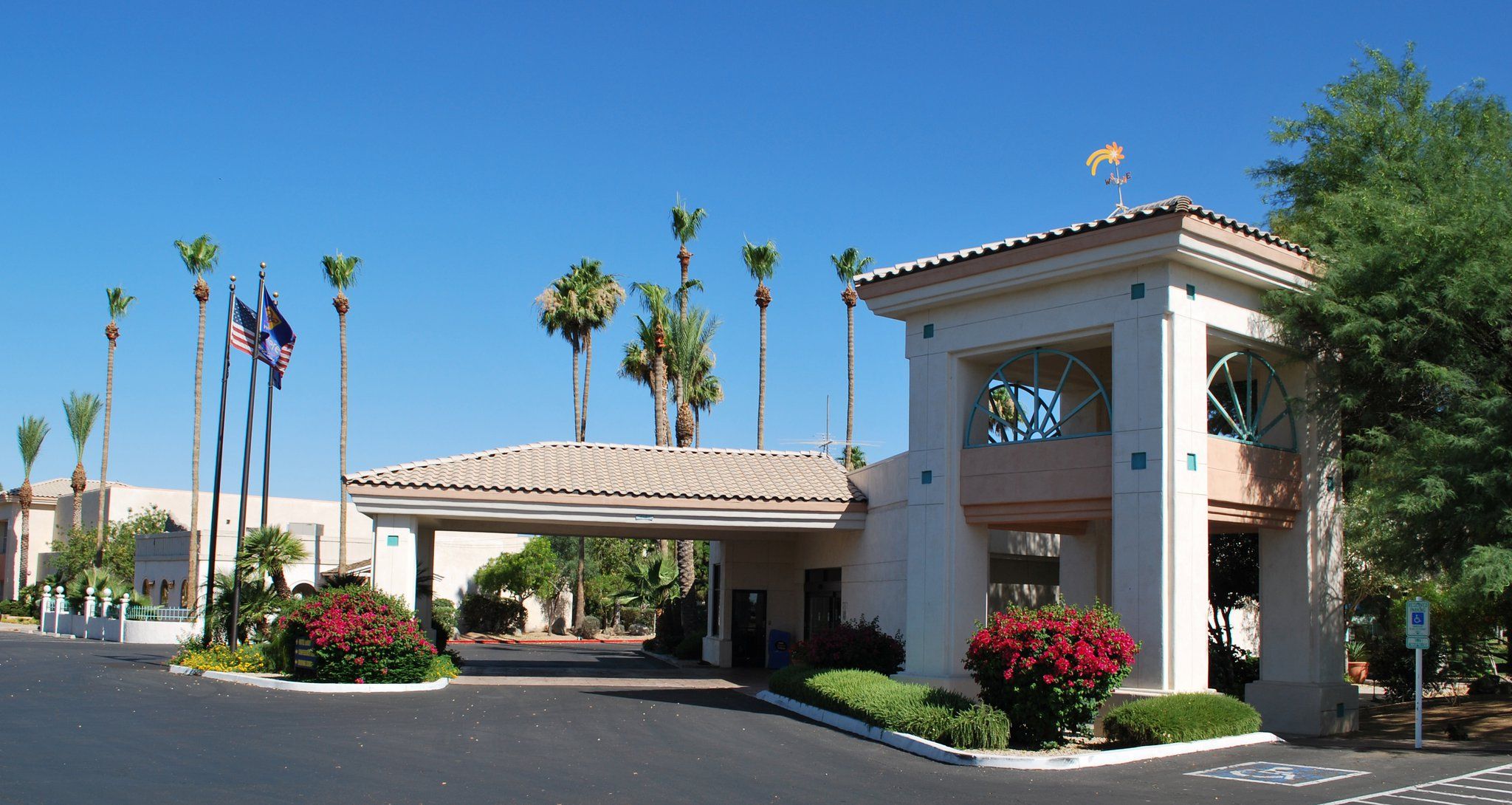 Hummingbird Senior Resort Living 1