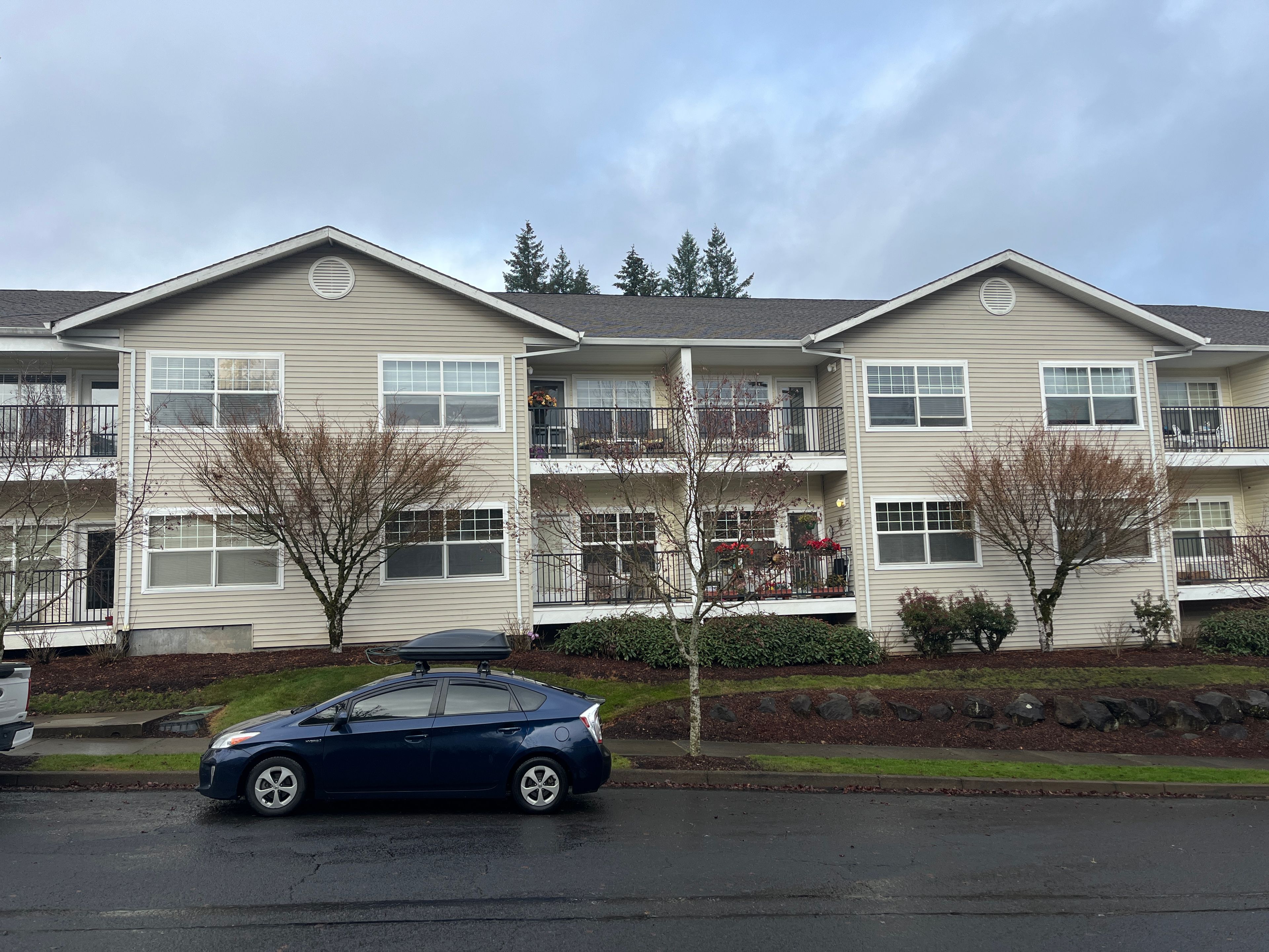 Cascadia Village Senior Living by Cogir 3