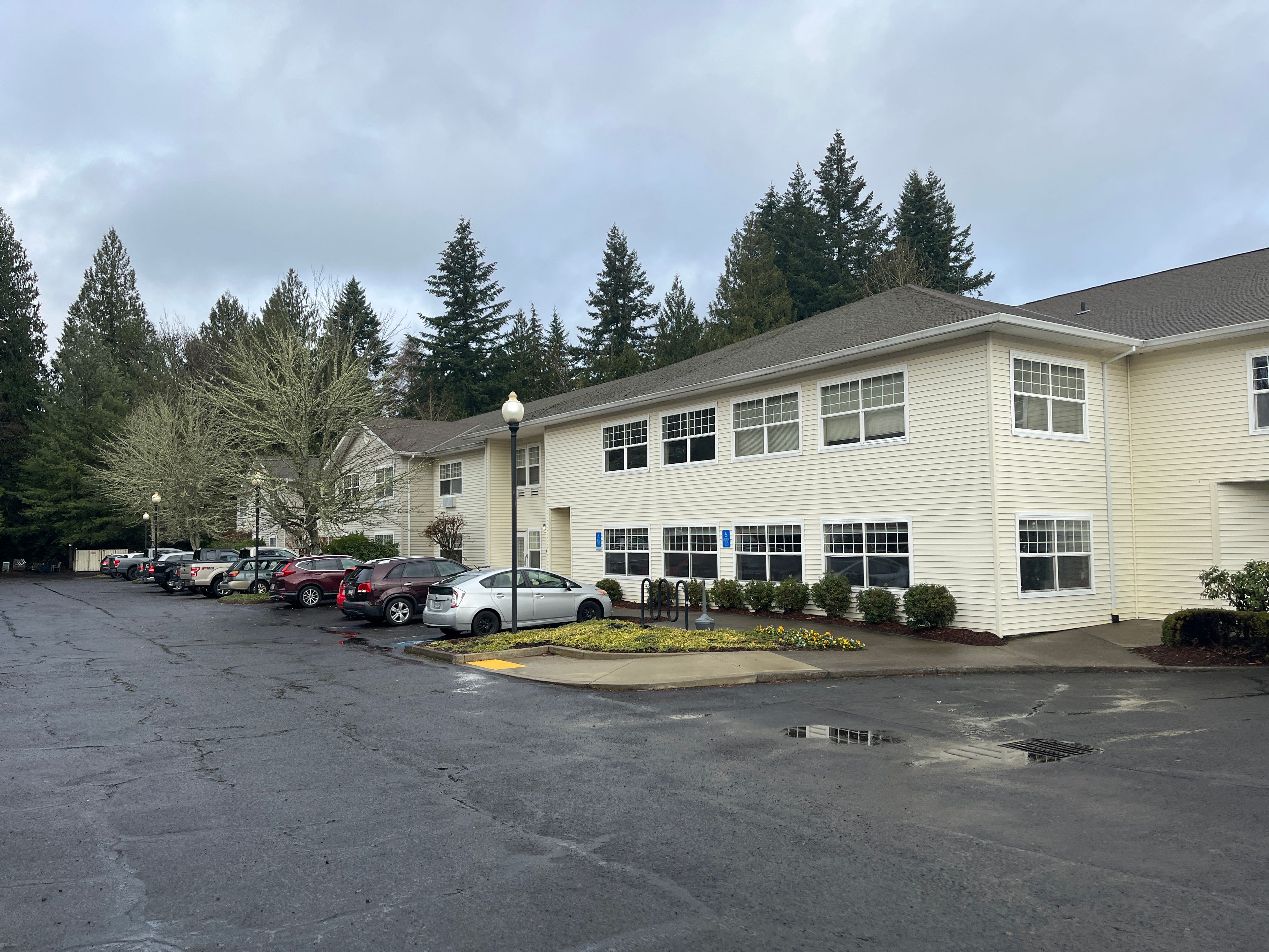 Cascadia Village Senior Living by Cogir 3