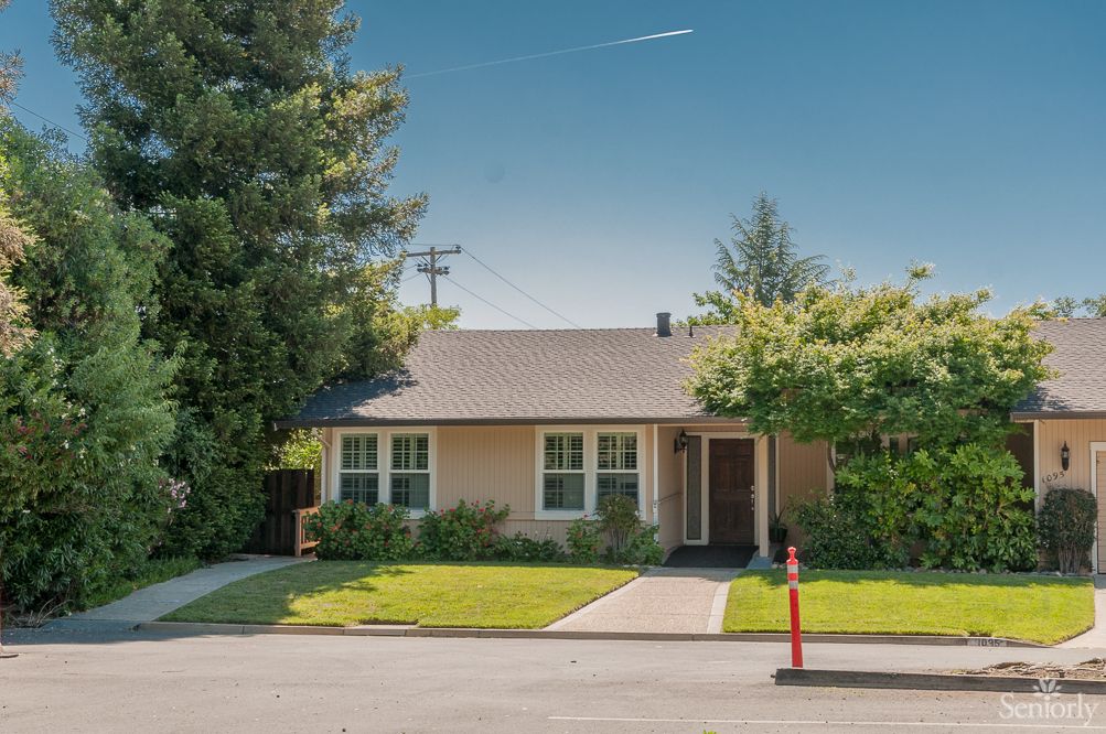 Abraham Rest Home (1095 Bancroft Ct) 4