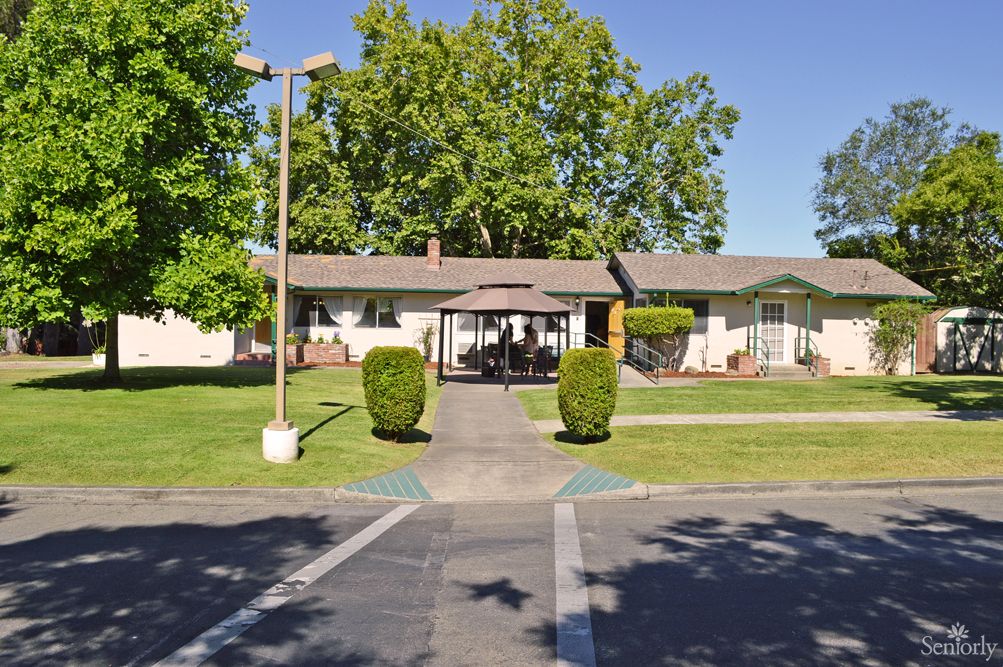 Primrose Alzheimer's Living 4