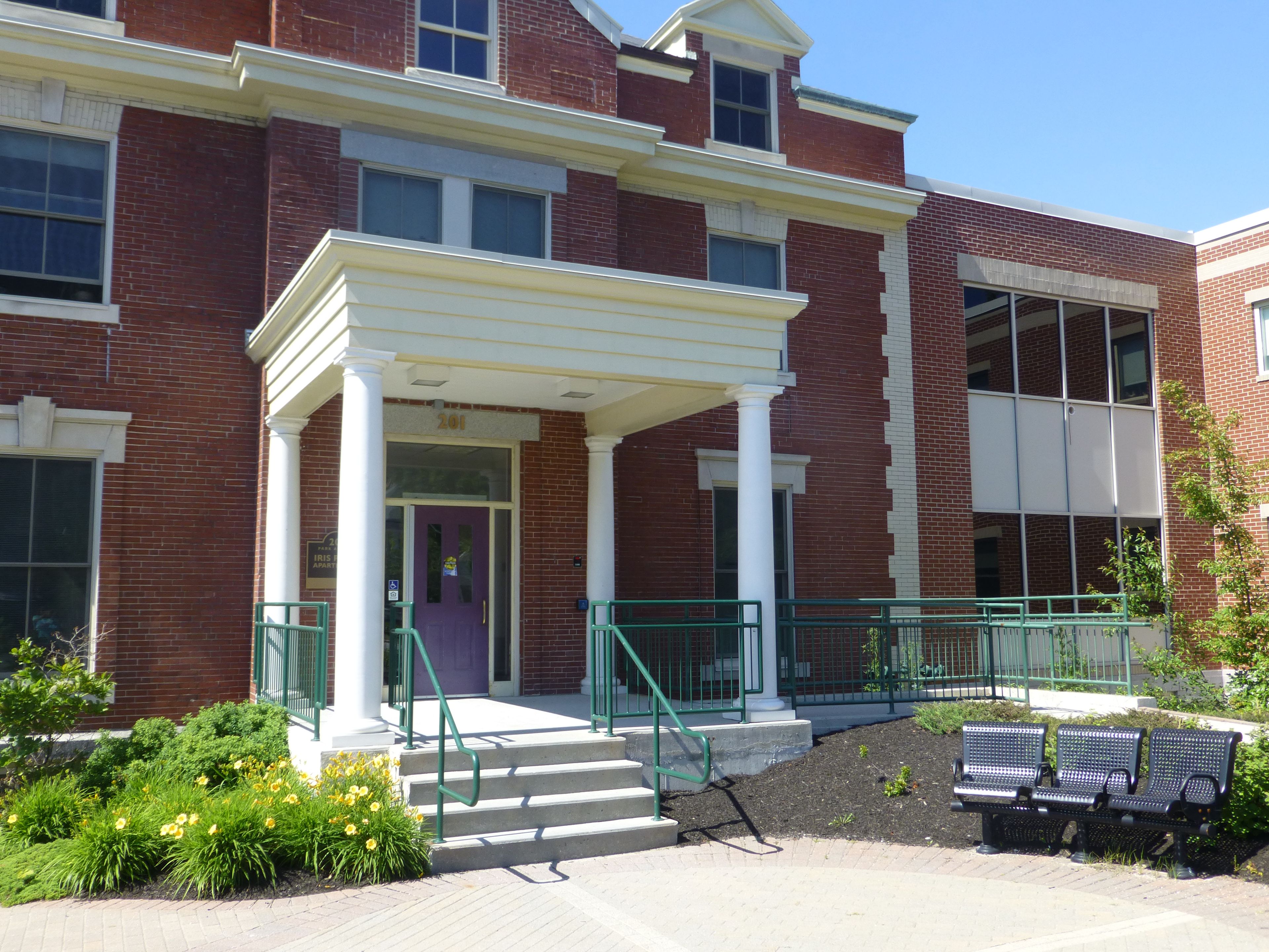 Iris Park Apartments 2