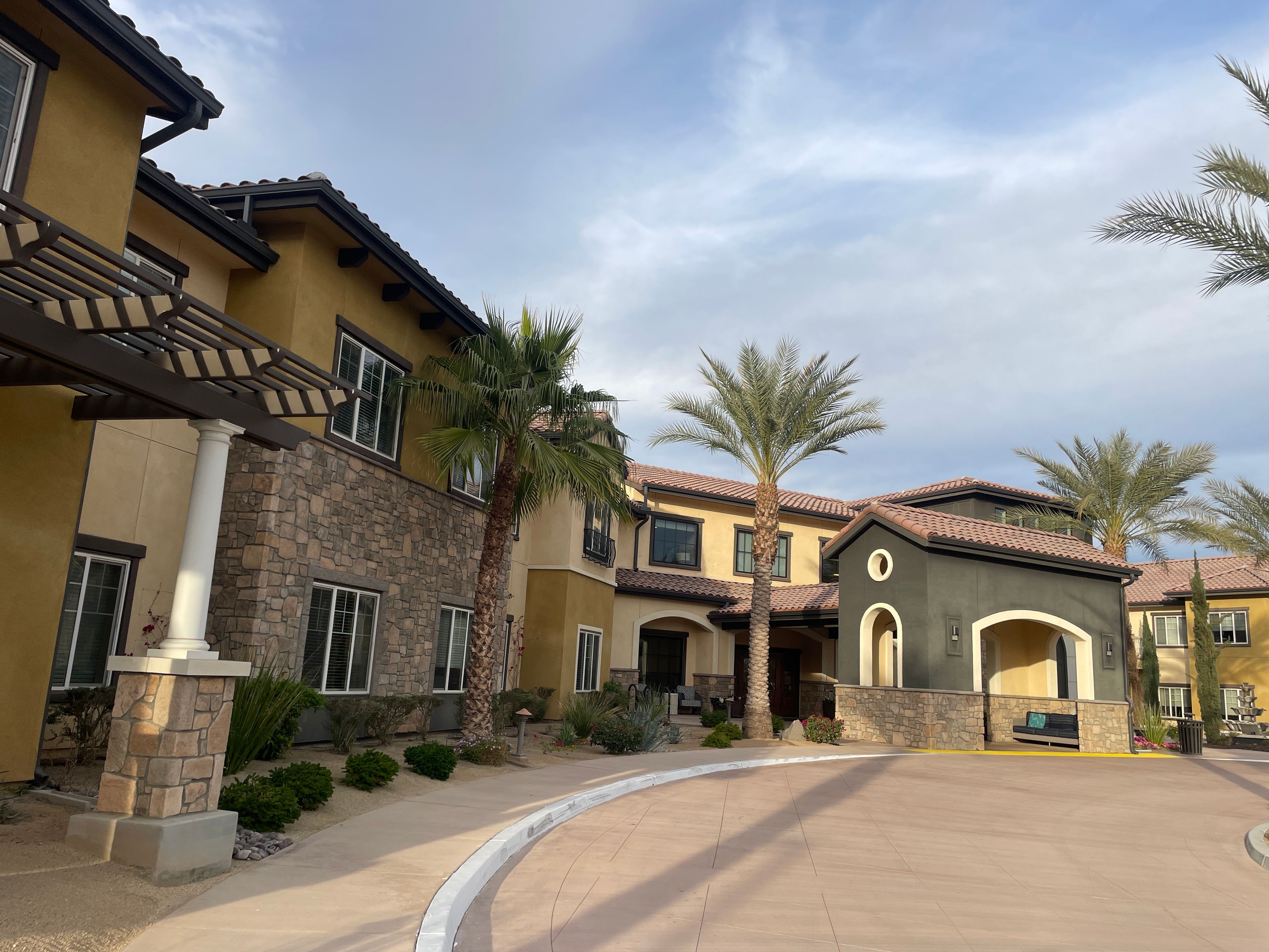 Bella Villaggio 3