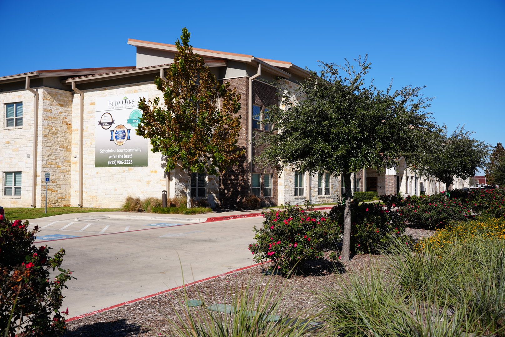 Buda Oaks Assisted Living and Memory Care 4