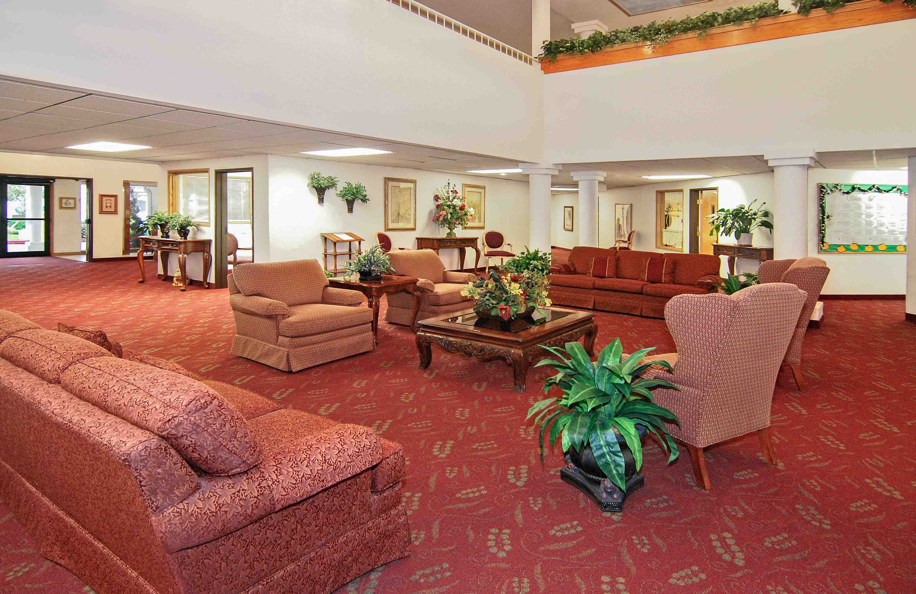 Arlington Plaza-Sky Active Living 3