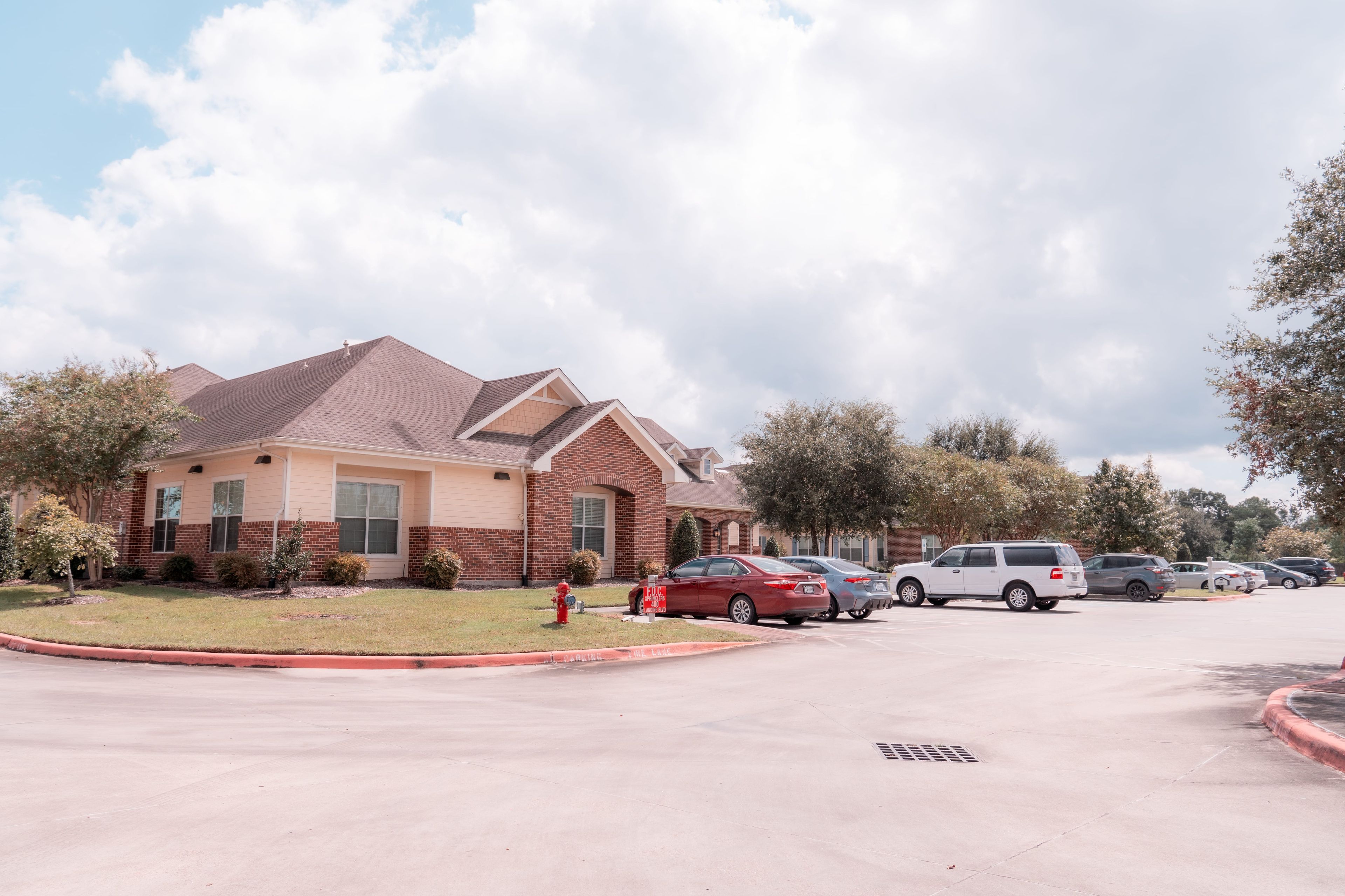 The Cottages at Clear Lake 3