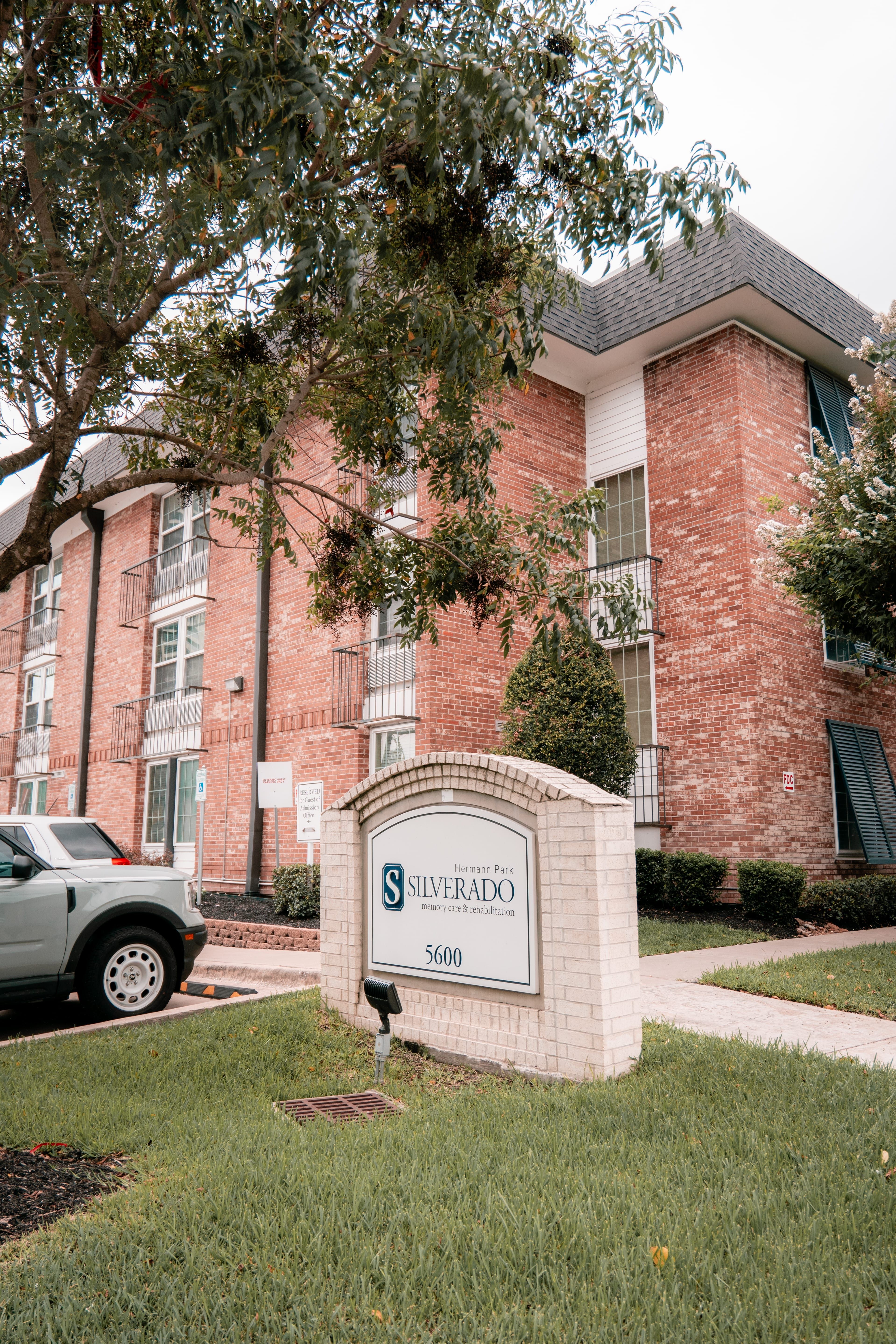 Silverado Hermann Park Memory Care Community 3