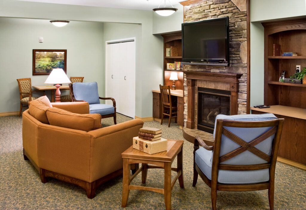 CountryHouse at 25th & Old Cheney 3