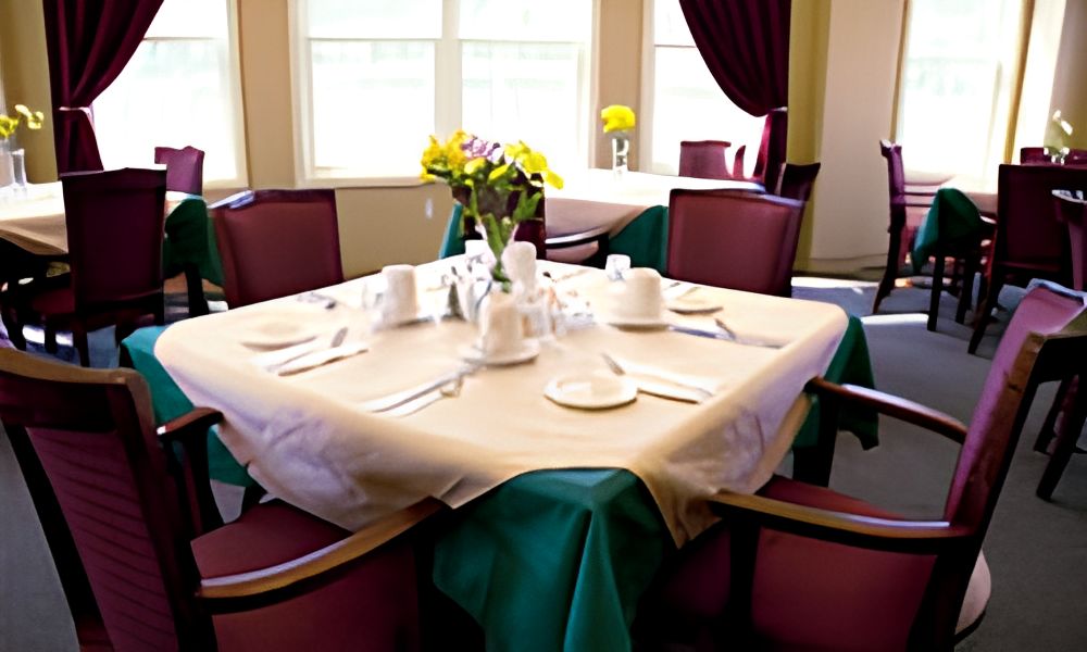 Abington Manor At Morgan Hill Memory Care Village 2