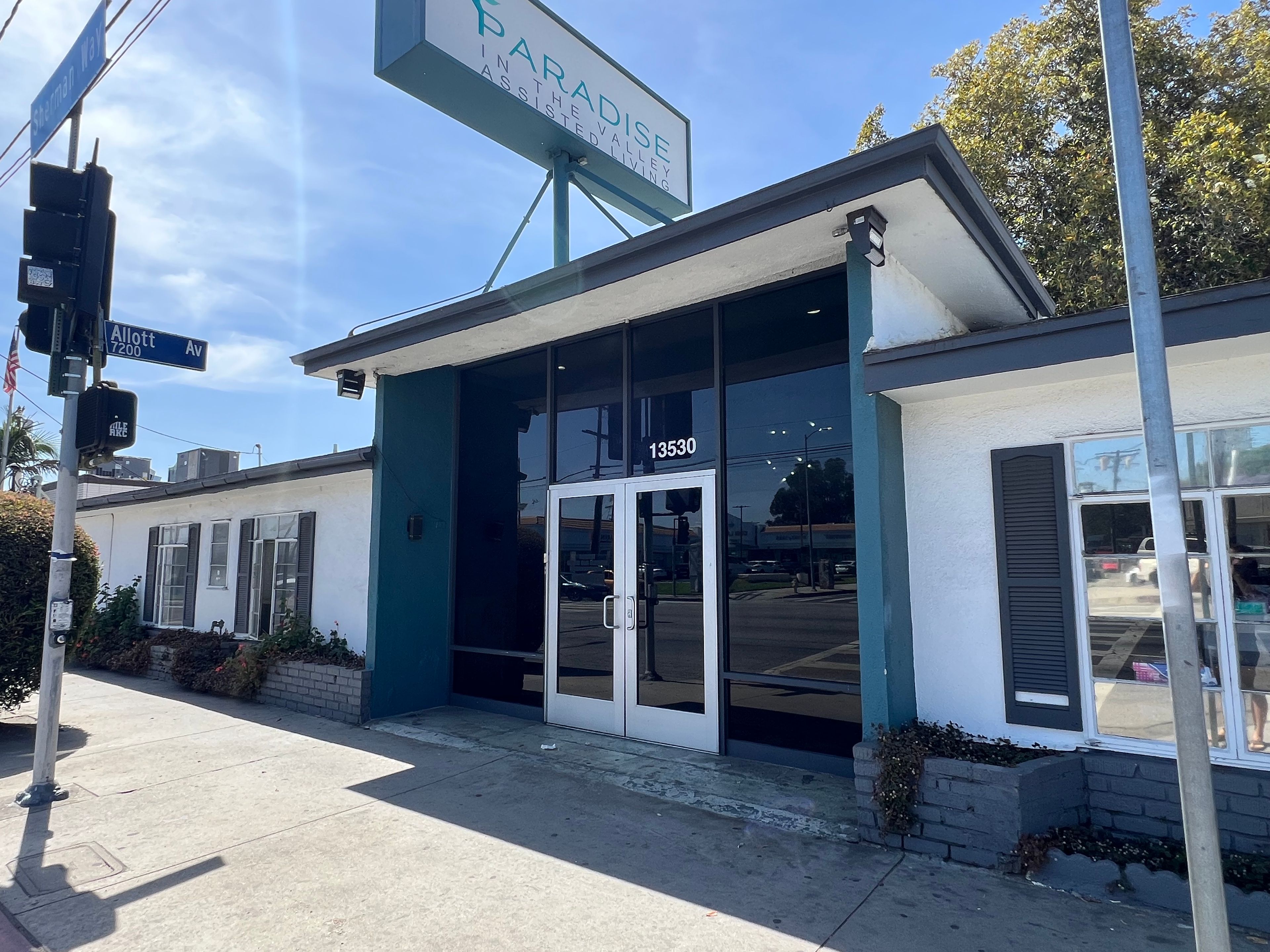 Paradise in the Valley 1