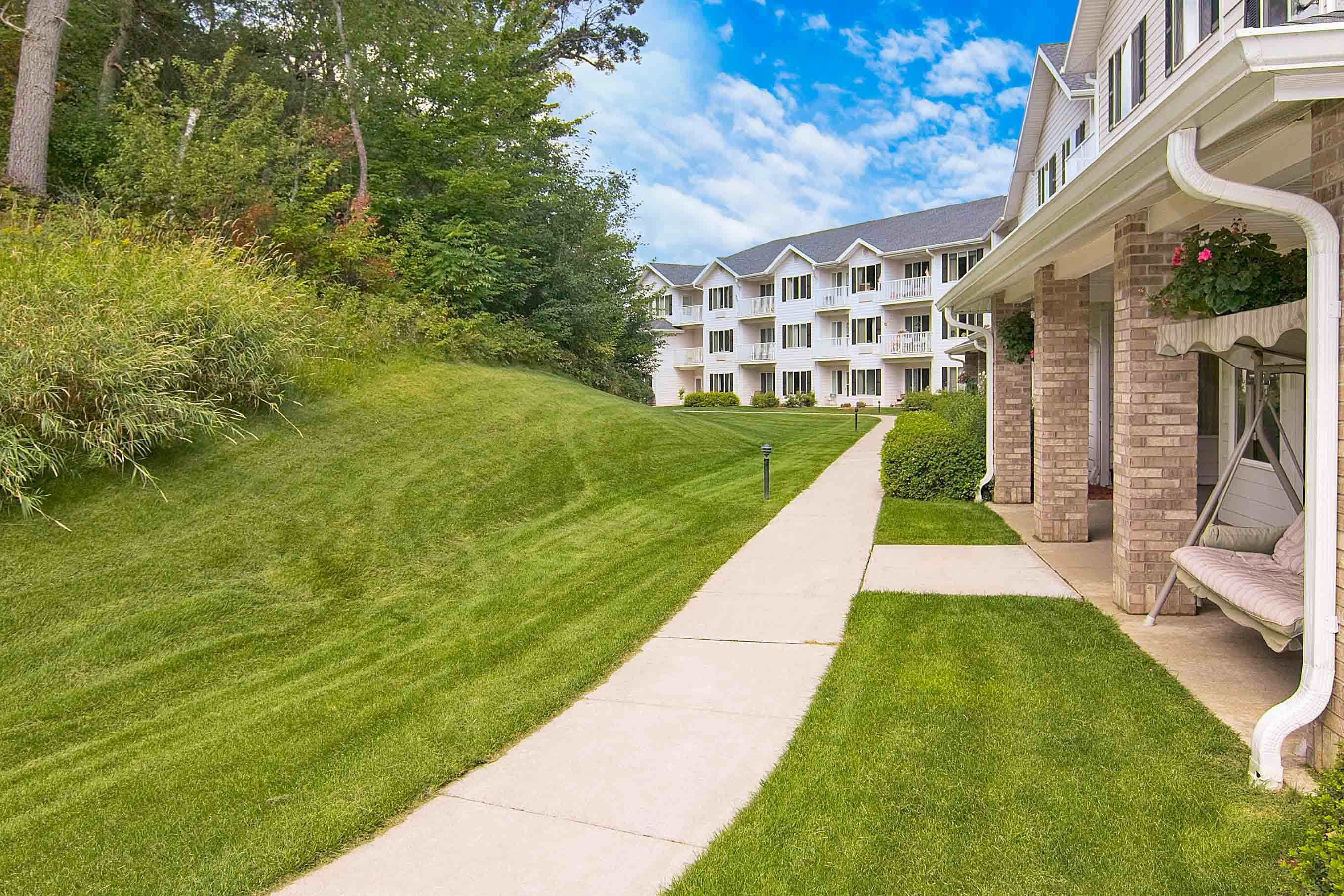 Oakwood Hills - Sky Active 2