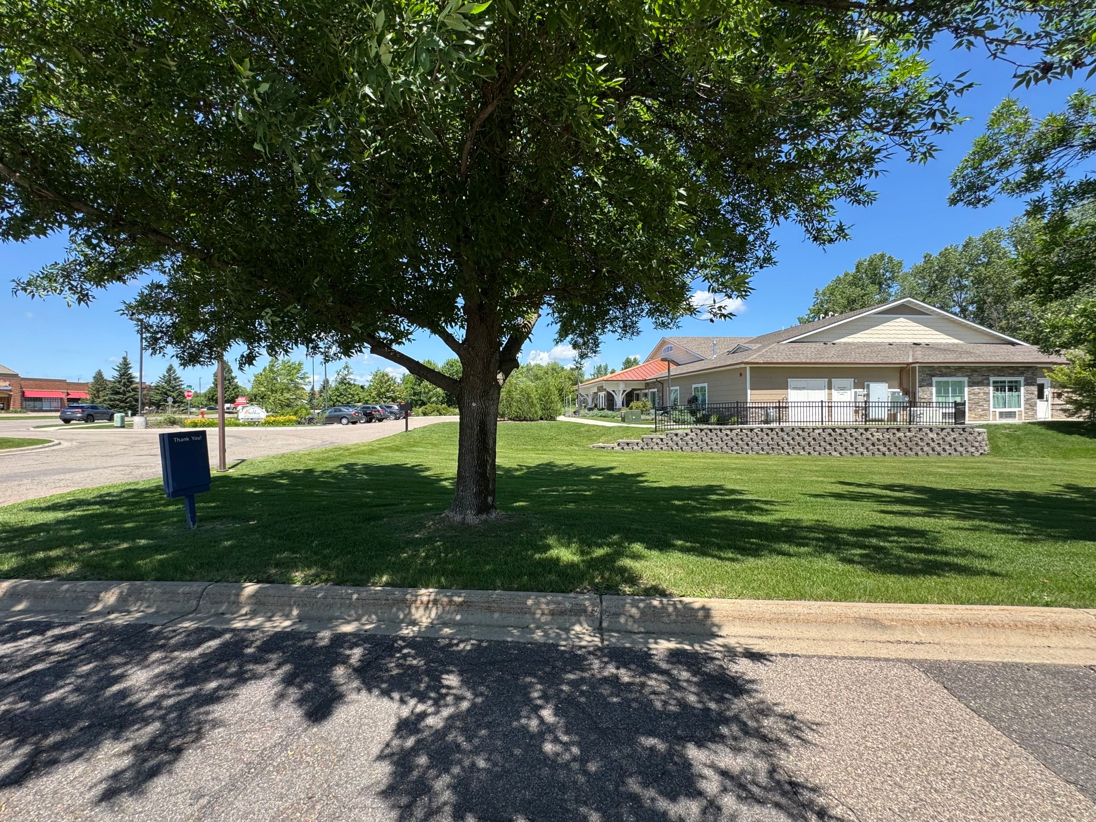 Beehive Homes Of Lakeville 4