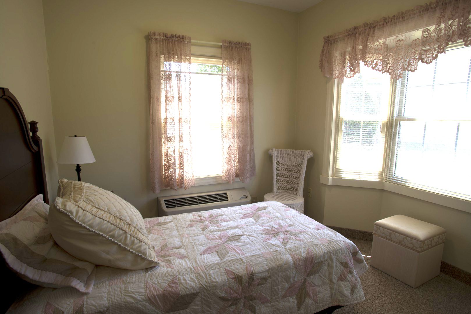 The Inn At Glenellen 2