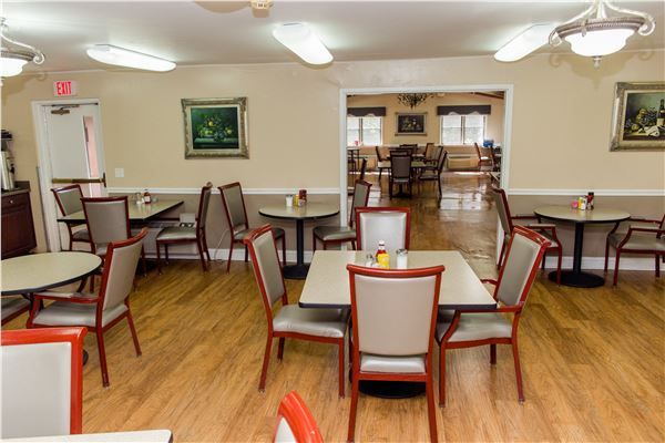 Fountainbleau Lodge 3