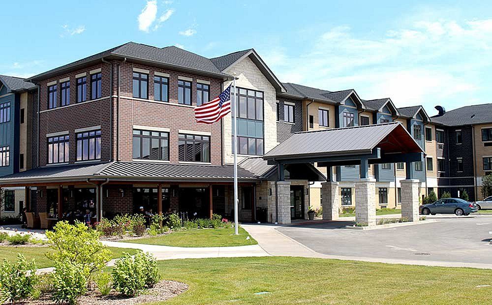 Evergreen Senior Living Orland Park 1
