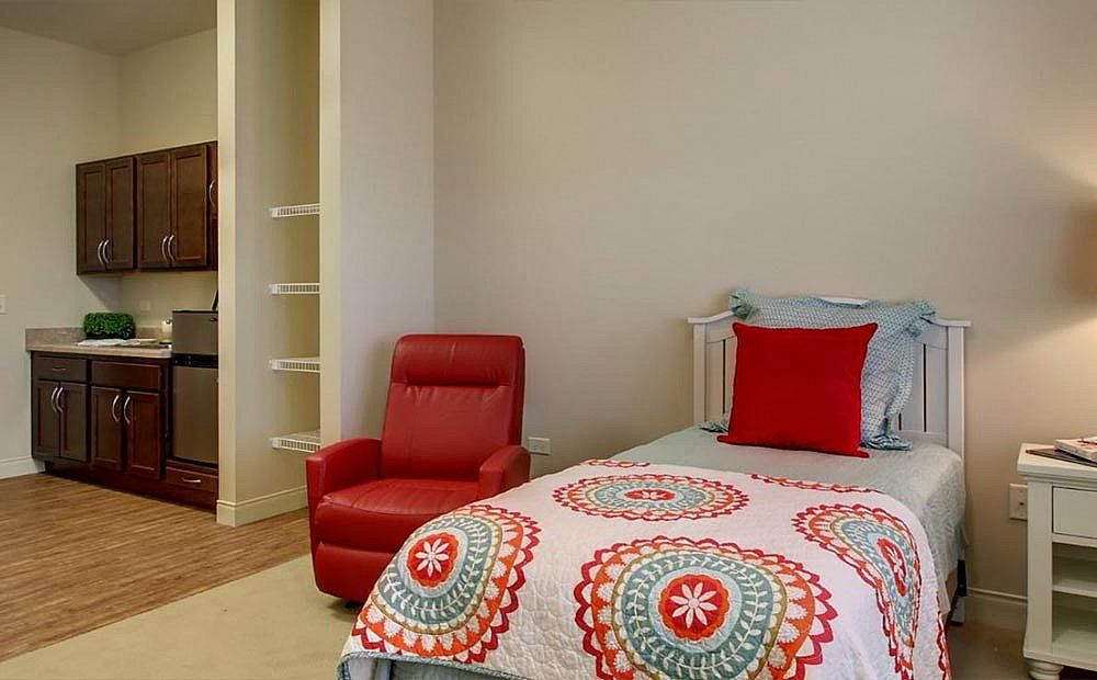 Evergreen Senior Living Orland Park 2