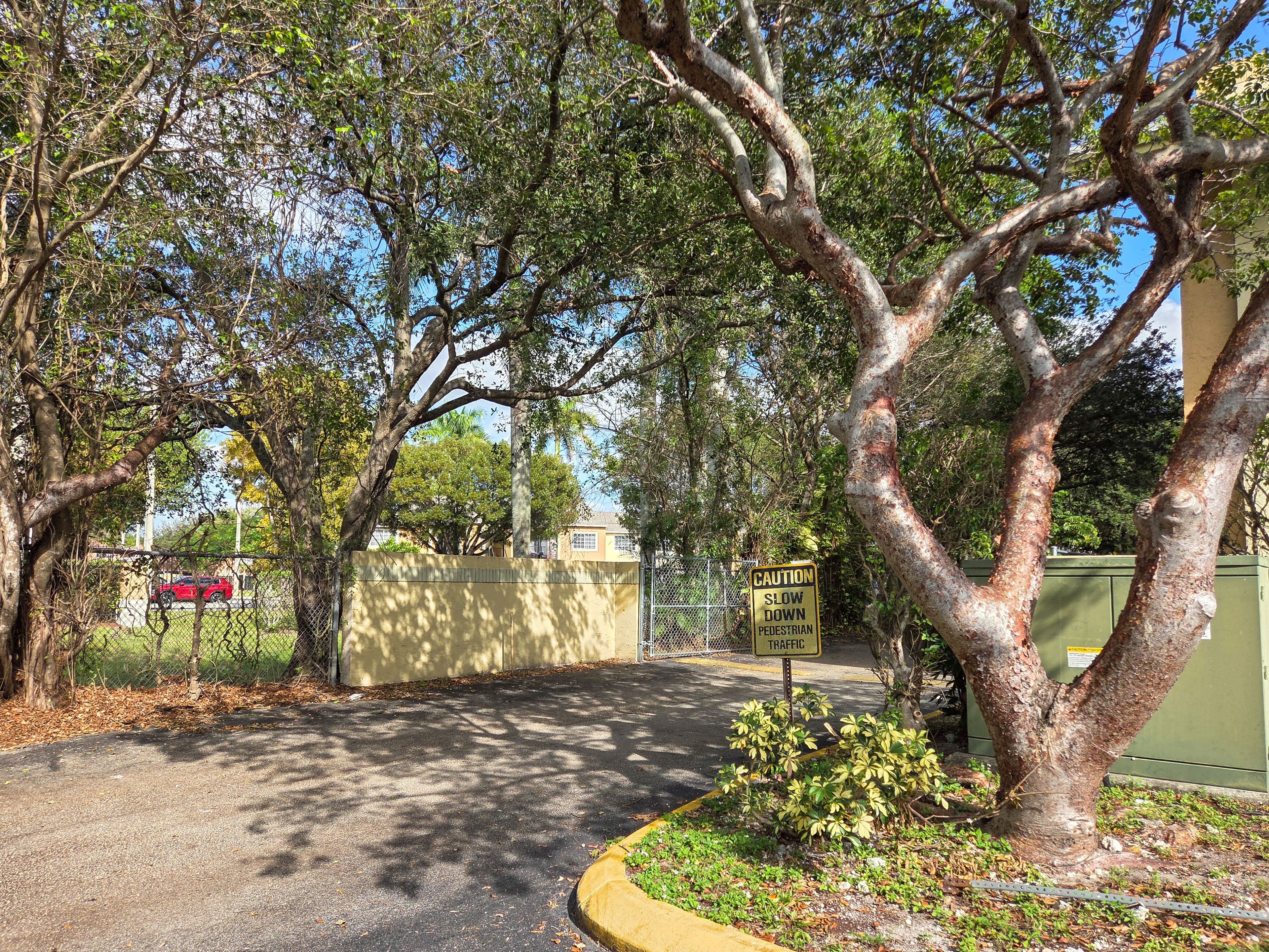 Plaza of Hallandale Beach Assisted Living 4