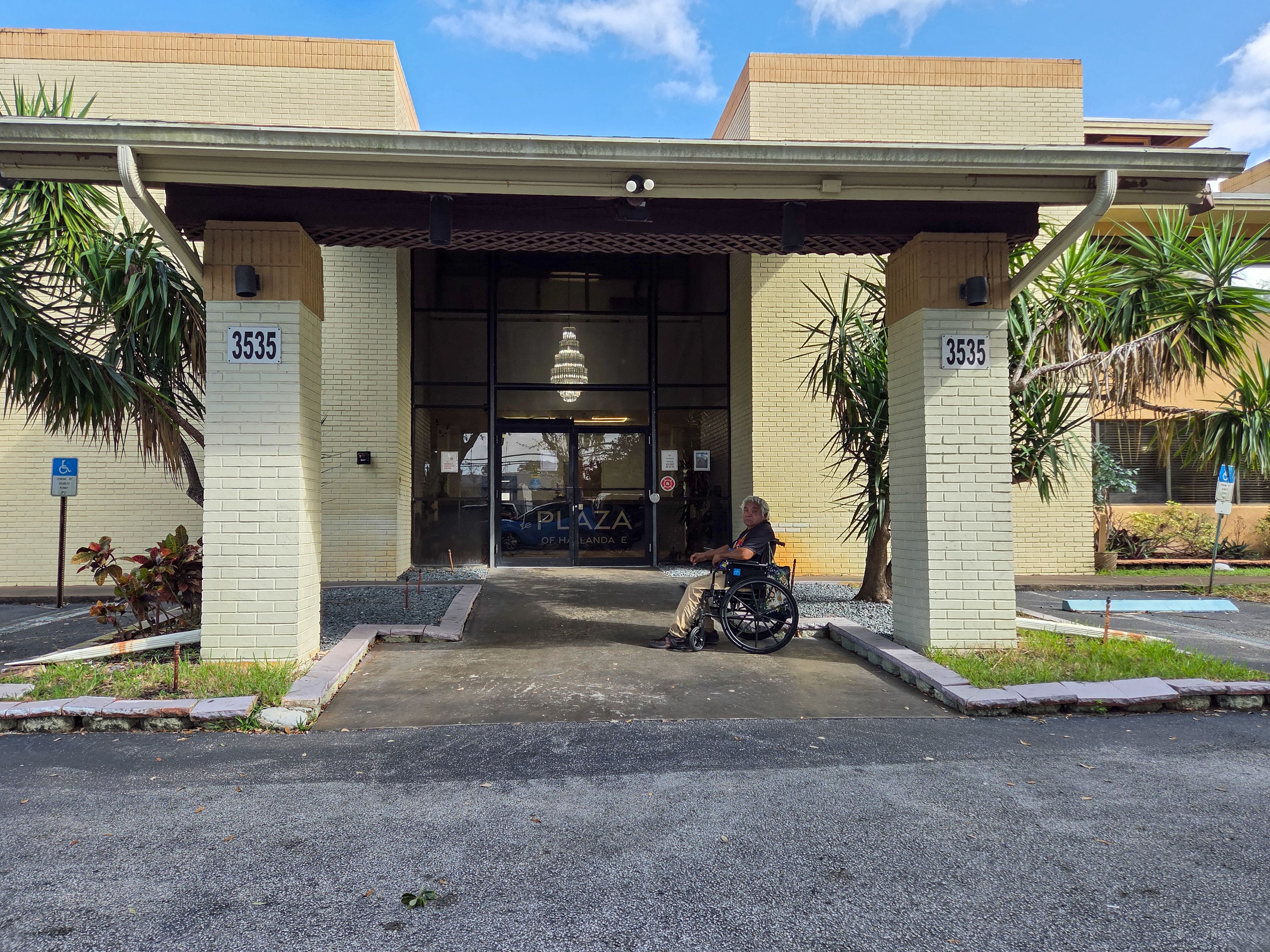 Plaza of Hallandale Beach Assisted Living 4