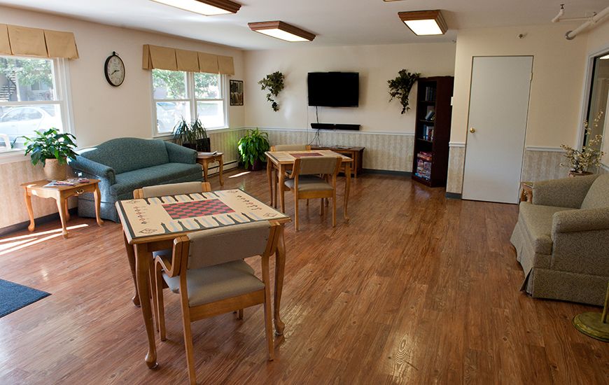 Glenbrook Rehabilitation & Skilled Nursing Center 3