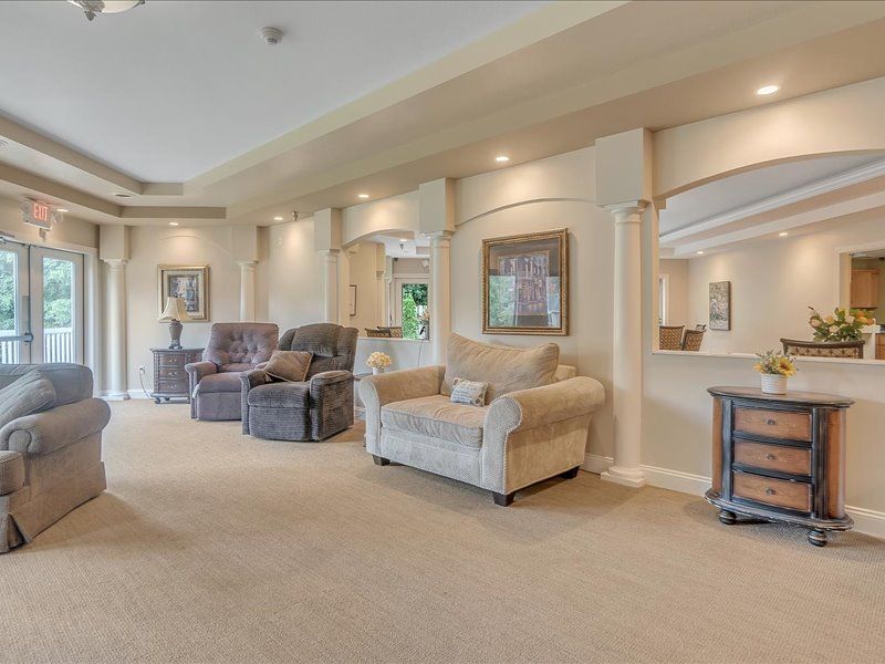 Waterford Oaks Senior Care 3