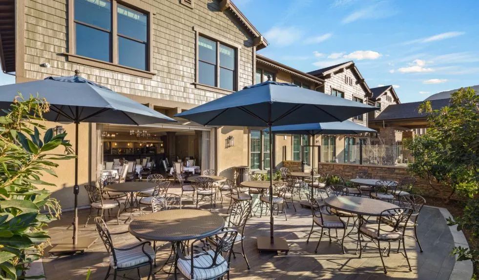 Oakmont Of Agoura Hills 1