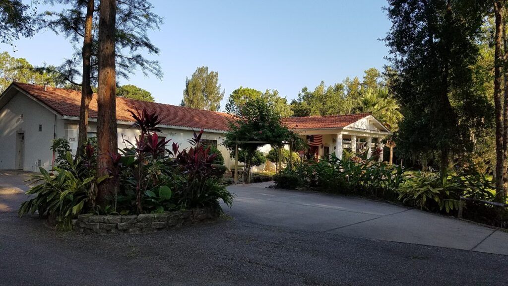 East Lake Manor 4