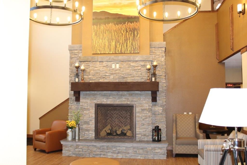 Mountain Lodge 3