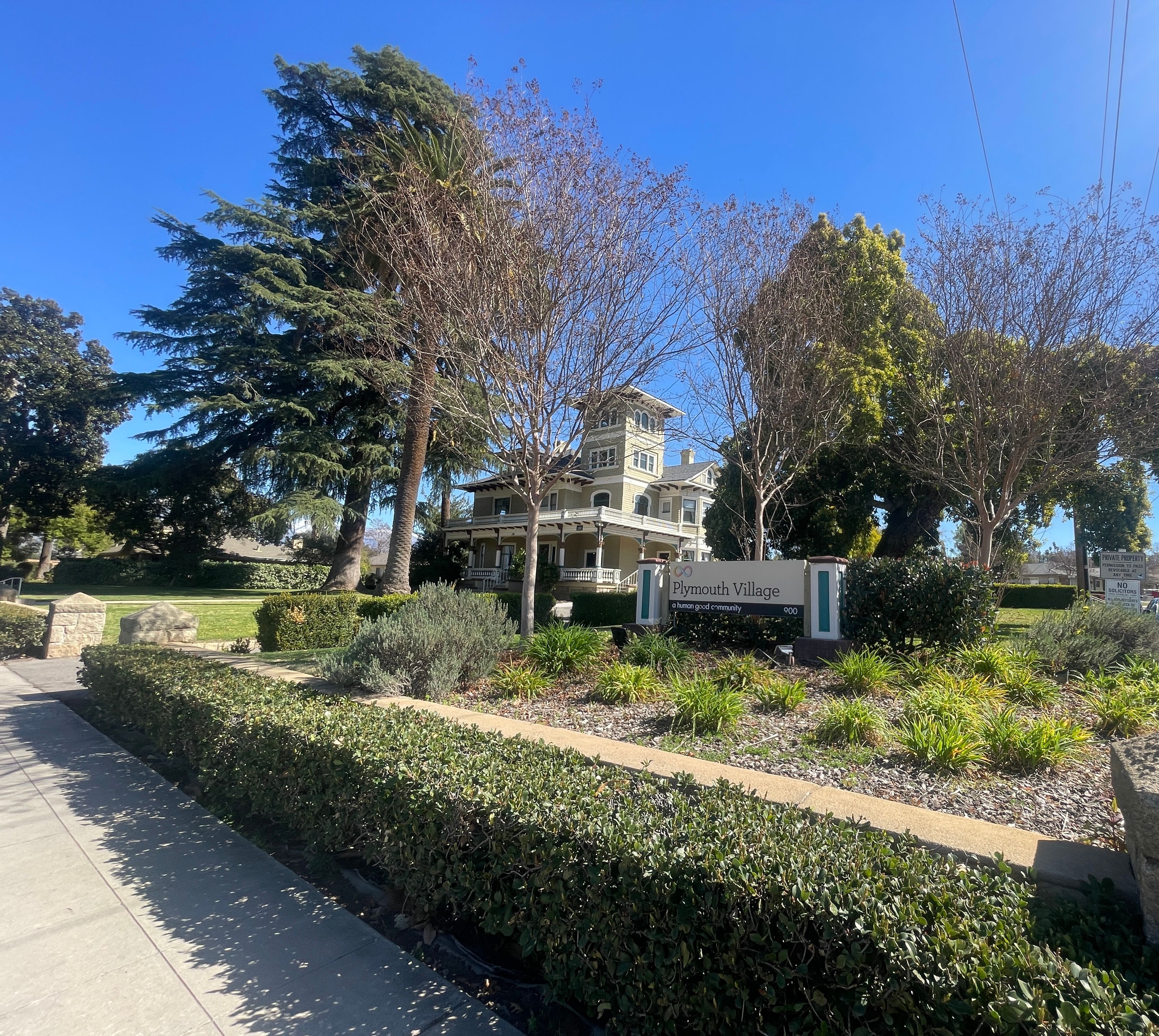 Plymouth Village Of Redlands 1