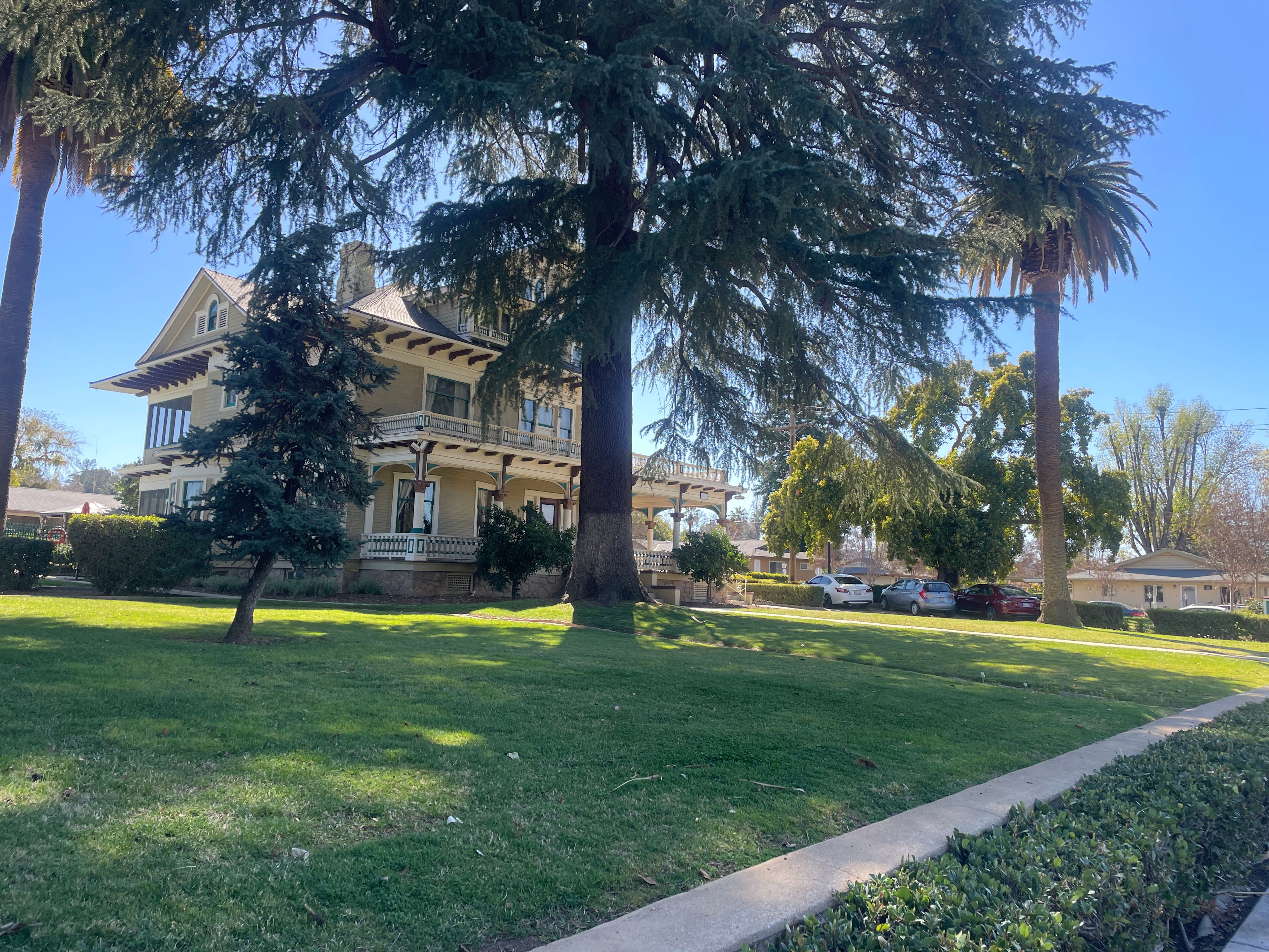 Plymouth Village Of Redlands 2