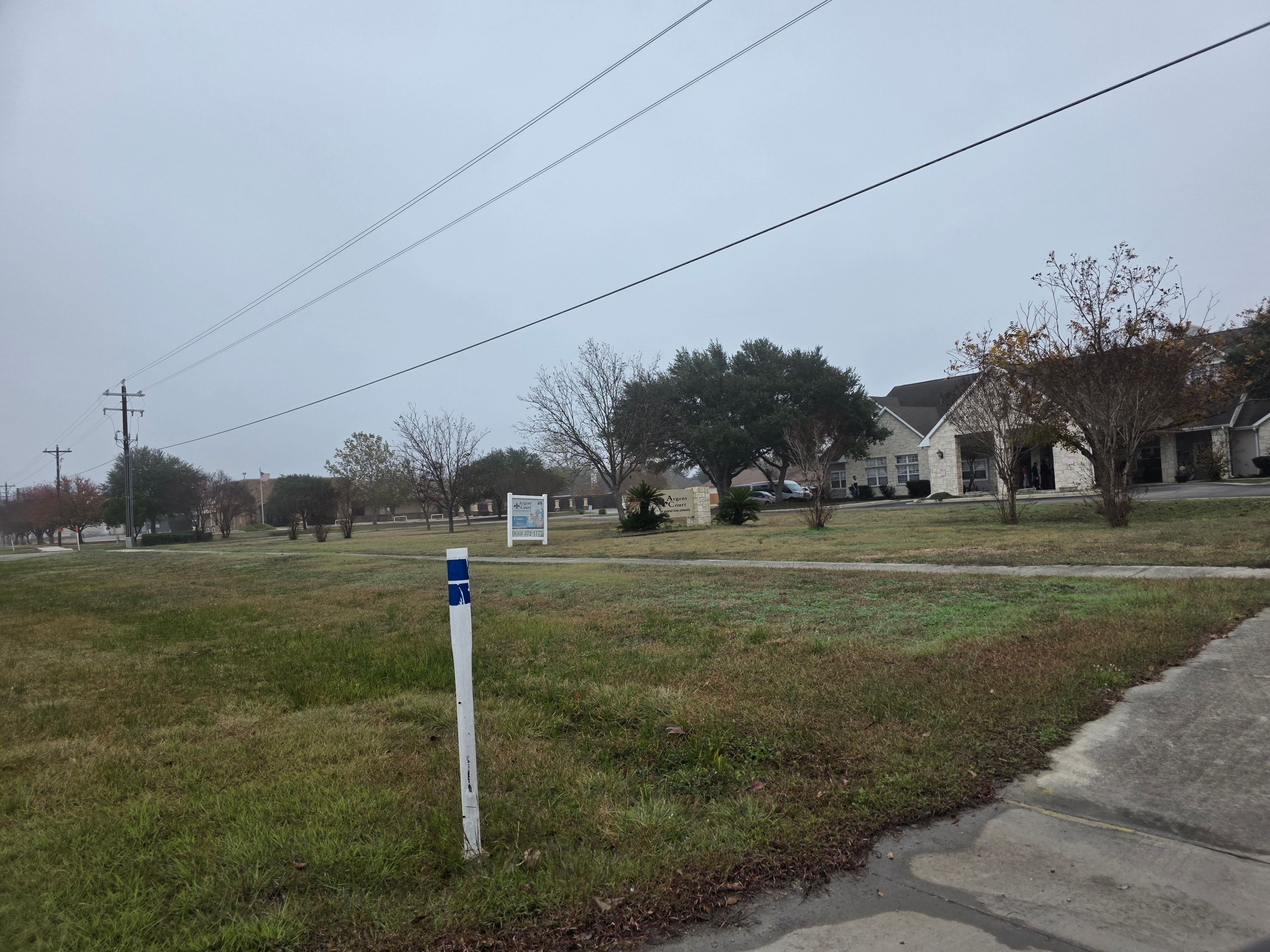 Argent Court Seguin 3