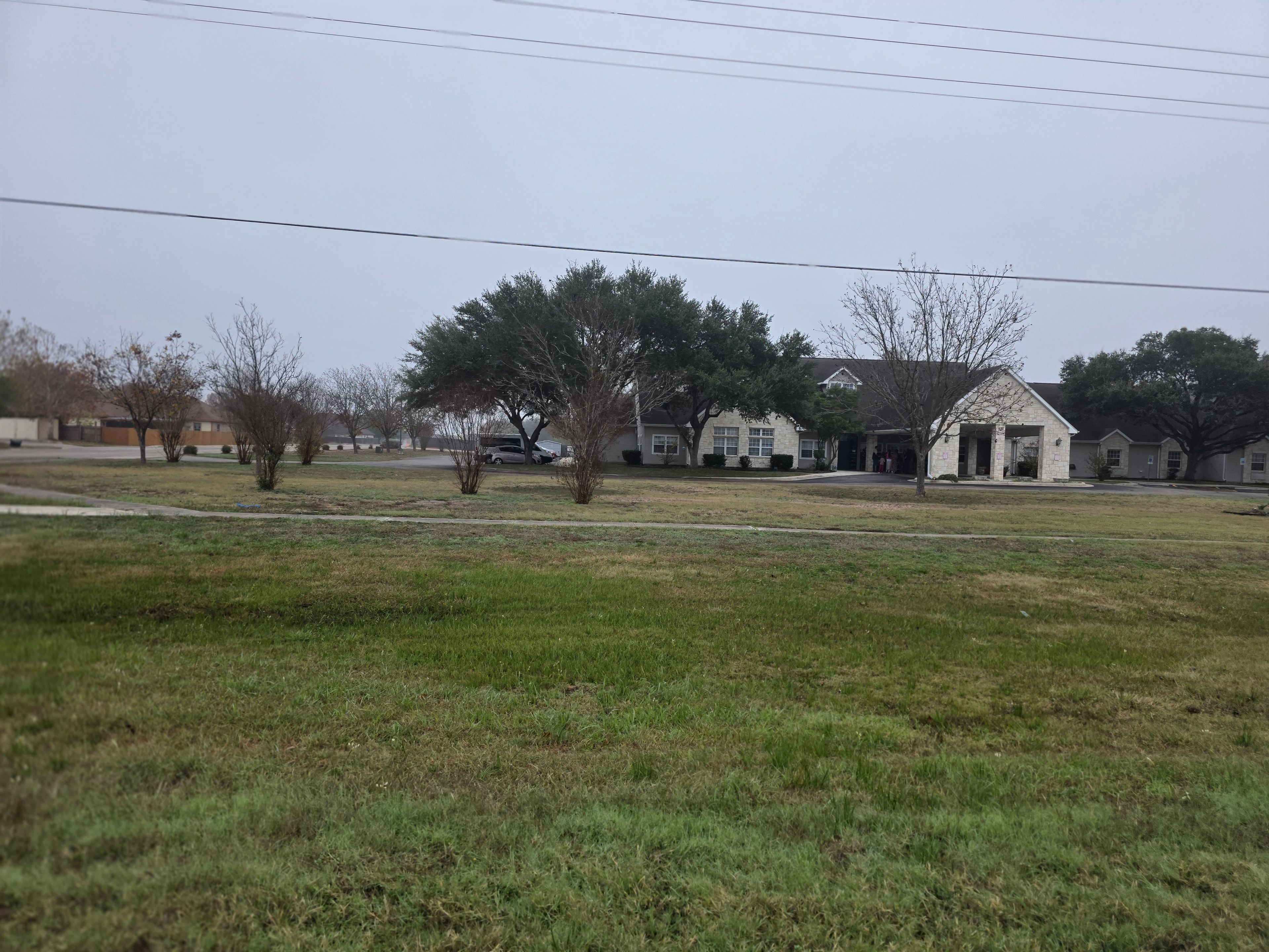 Argent Court Seguin 3