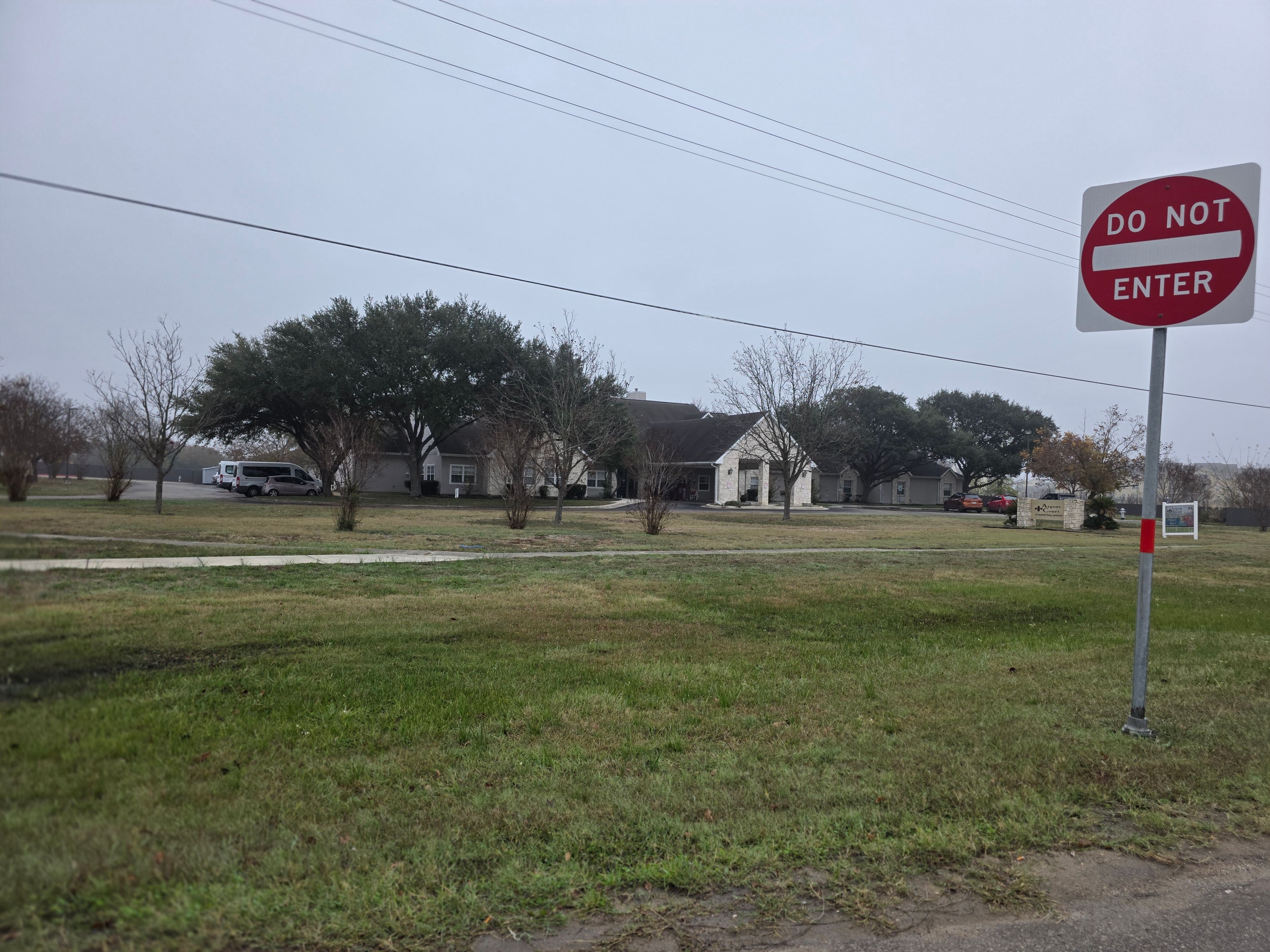 Argent Court Seguin 4