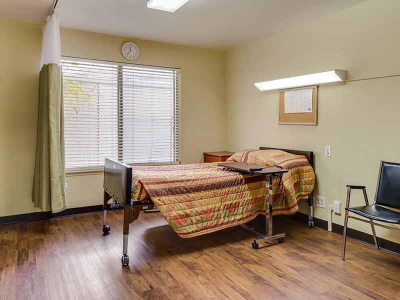 Courtyard Care Center - San Jose 4