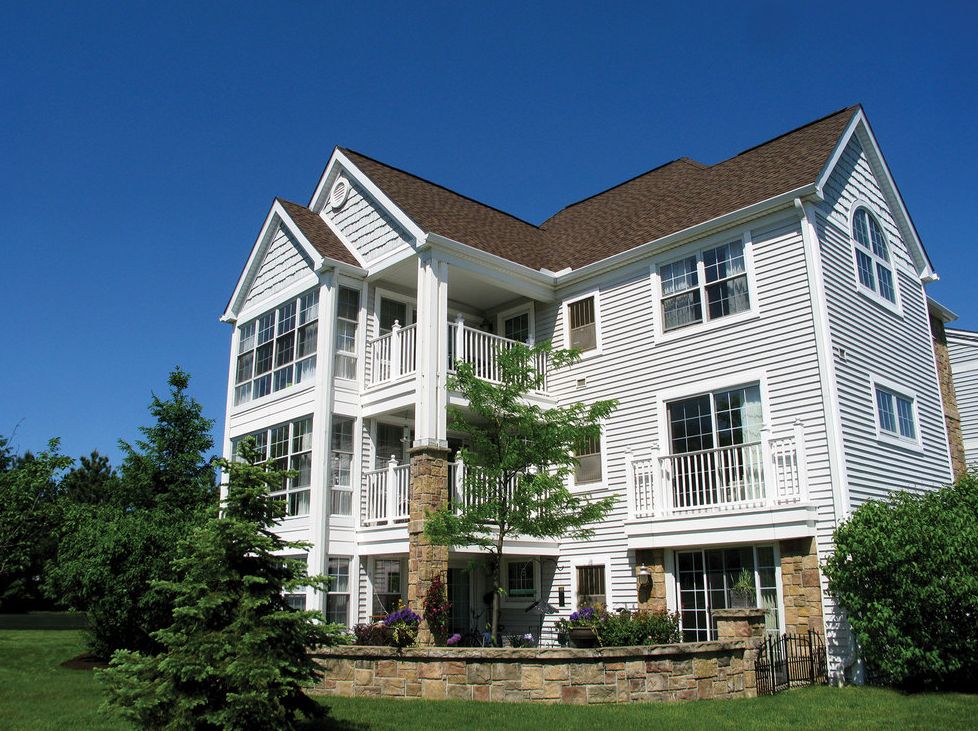 Crown Center At Laurel Lake 3