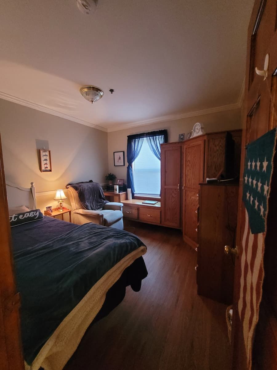 Lincoln Terrace Assisted Living Residence 4