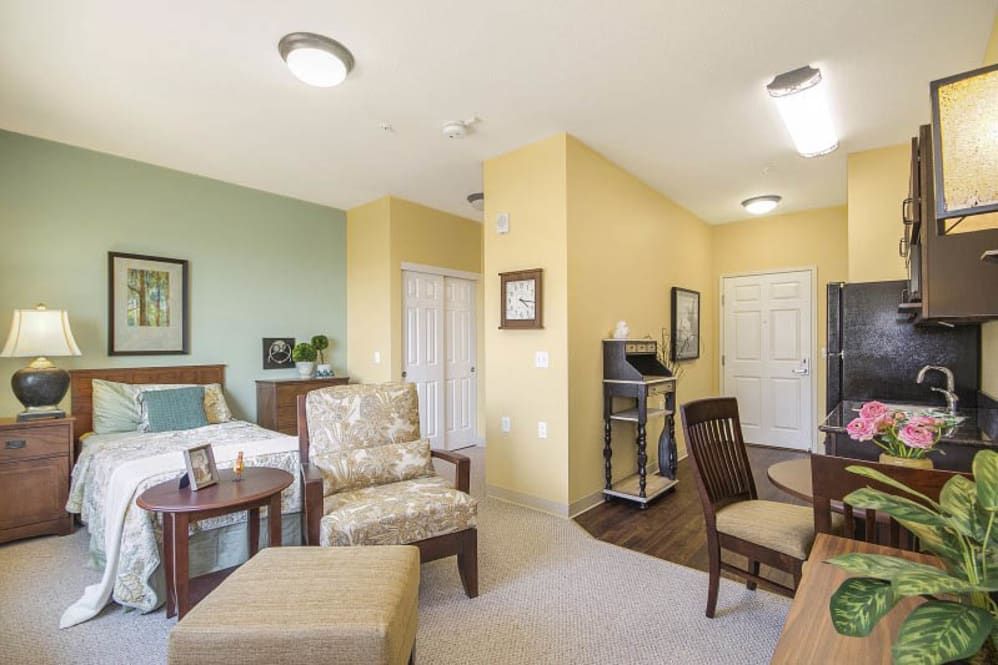 The Pines, A Merrill Gardens Community 3