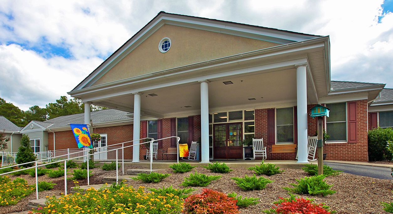 Commonwealth Senior Living at Gloucester House 2